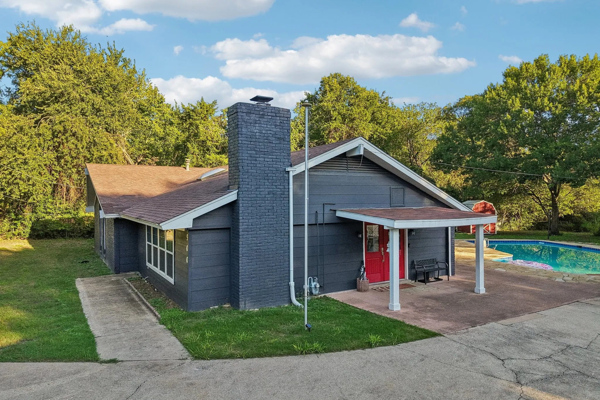 Single Family Residence For Sale in Dallas County , 500 Spinner Road, De Soto, Texas 75115, 4 Bedroom, 3 Bathroom, Garage spaces, 2,846 Sqft, built in 1972, mls#21409215, Real Estate Agent in De Soto, Homes For Sale in Dallas county, Homes For Sale in De Soto, Realtor in De Soto Texas, Real Estate Brokerage Independent Realty Texas, Luminita Cordes Realtor