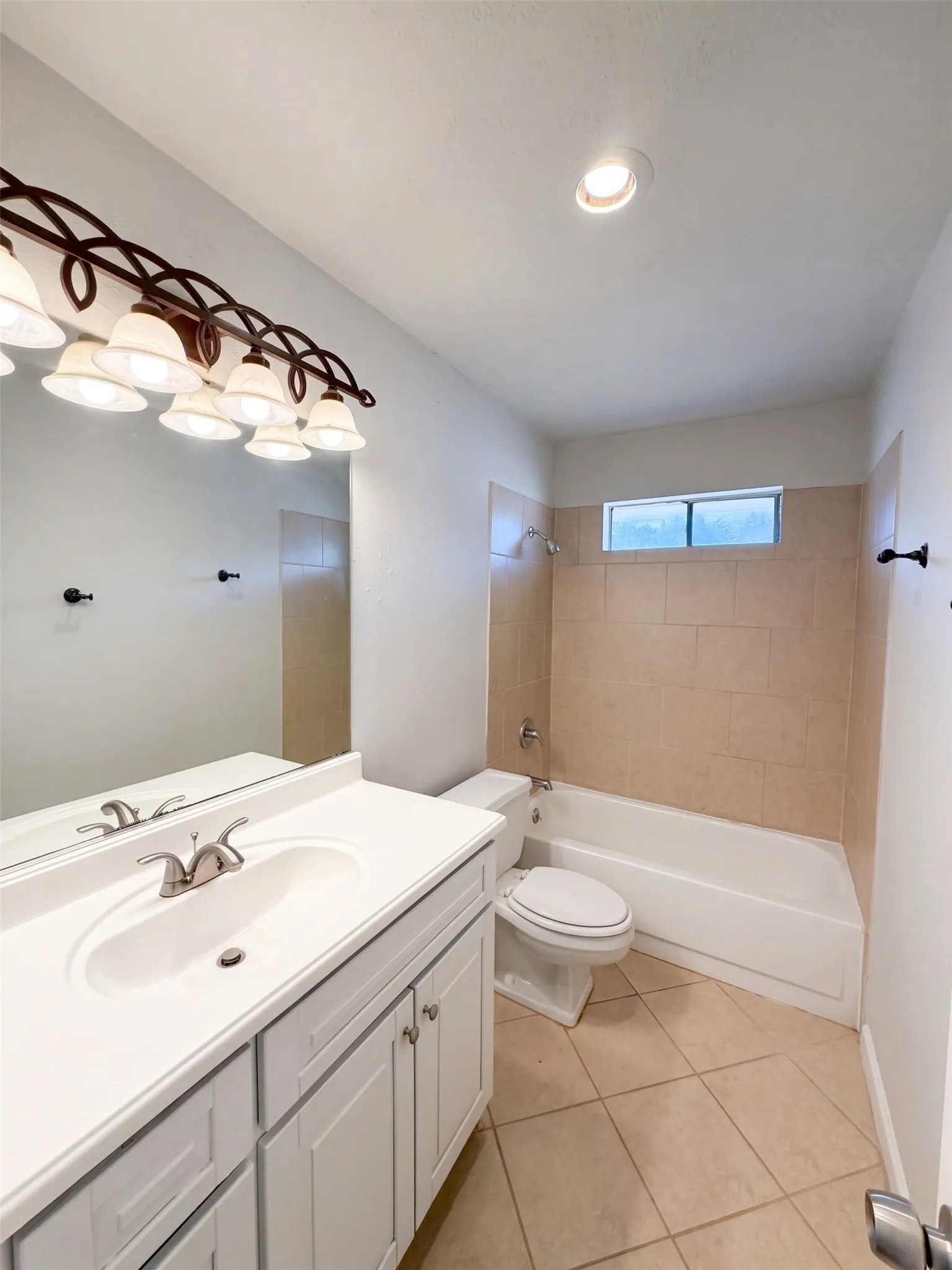 Single Family Residence For Sale in Collin County , 8724 Cameron Road, Frisco, Texas 75033, 3 Bedroom, 2 Bathroom, 2 Garage spaces, 1,623 Sqft, built in 1980, mls#21409869, Real Estate Agent in Frisco, Homes For Sale in Collin county, Homes For Sale in Frisco, Realtor in Frisco Texas, Real Estate Brokerage Independent Realty Texas, Luminita Cordes Realtor