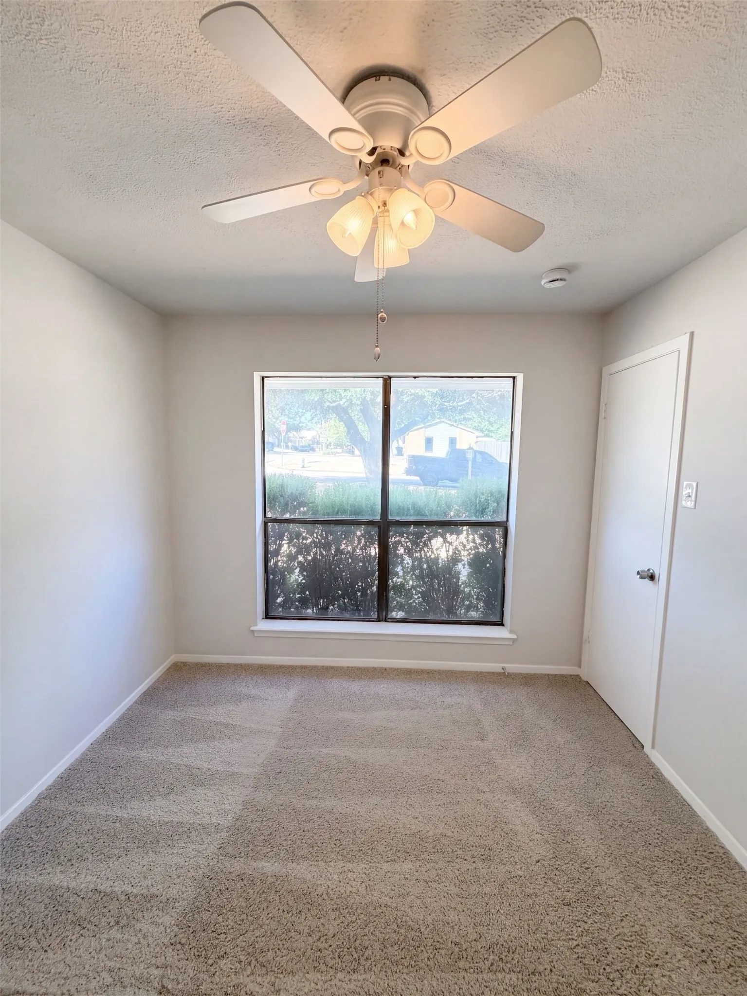 Single Family Residence For Sale in Collin County , 8724 Cameron Road, Frisco, Texas 75033, 3 Bedroom, 2 Bathroom, 2 Garage spaces, 1,623 Sqft, built in 1980, mls#21409869, Real Estate Agent in Frisco, Homes For Sale in Collin county, Homes For Sale in Frisco, Realtor in Frisco Texas, Real Estate Brokerage Independent Realty Texas, Luminita Cordes Realtor