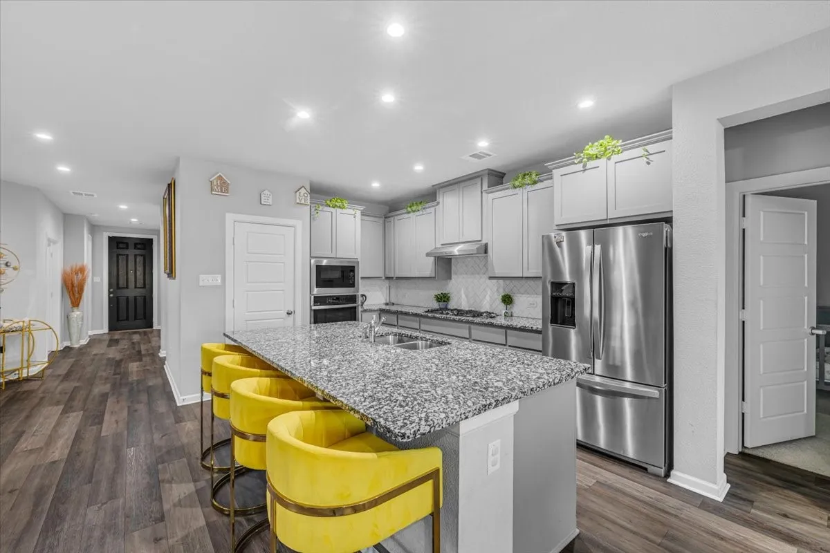 Single Family Residence For Sale in Tarrant County , 5341 waterview Court, Haltom City, Texas 76137, 4 Bedroom, 3 Bathroom, 2 Garage spaces, 3,537 Sqft, built in 2021, mls#21406130, Real Estate Agent in Haltom City, Homes For Sale in Tarrant county, Homes For Sale in Haltom City, Realtor in Haltom City Texas, Real Estate Brokerage Independent Realty Texas, Luminita Cordes Realtor
