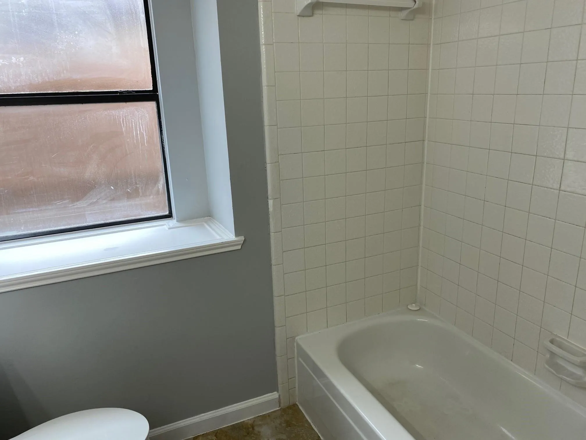 Single Family Residence For Rent in Dallas County , 3055 Gregory Lane, Grand Prairie, Texas 75052, 2 Bedroom, 2 Bathroom, Garage spaces, 1,078 Sqft, built in 1985, mls#21409631, Real Estate Agent in Grand Prairie, Homes For Rent in Dallas county, Homes For Rent in Grand Prairie, Realtor in Grand Prairie Texas, Real Estate Brokerage Independent Realty Texas, Luminita Cordes Realtor