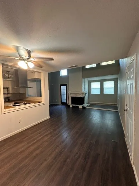 Condominium For Sale in Dallas County , 9696 Walnut Street 2101, Dallas, Texas 75243, 1 Bedroom, 2 Bathroom, Garage spaces, 730 Sqft, built in 1981, mls#21409885, Real Estate Agent in Dallas, Homes For Sale in Dallas county, Homes For Sale in Dallas, Realtor in Dallas Texas, Real Estate Brokerage Independent Realty Texas, Luminita Cordes Realtor