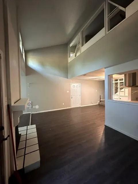 Condominium For Sale in Dallas County , 9696 Walnut Street 2101, Dallas, Texas 75243, 1 Bedroom, 2 Bathroom, Garage spaces, 730 Sqft, built in 1981, mls#21409885, Real Estate Agent in Dallas, Homes For Sale in Dallas county, Homes For Sale in Dallas, Realtor in Dallas Texas, Real Estate Brokerage Independent Realty Texas, Luminita Cordes Realtor