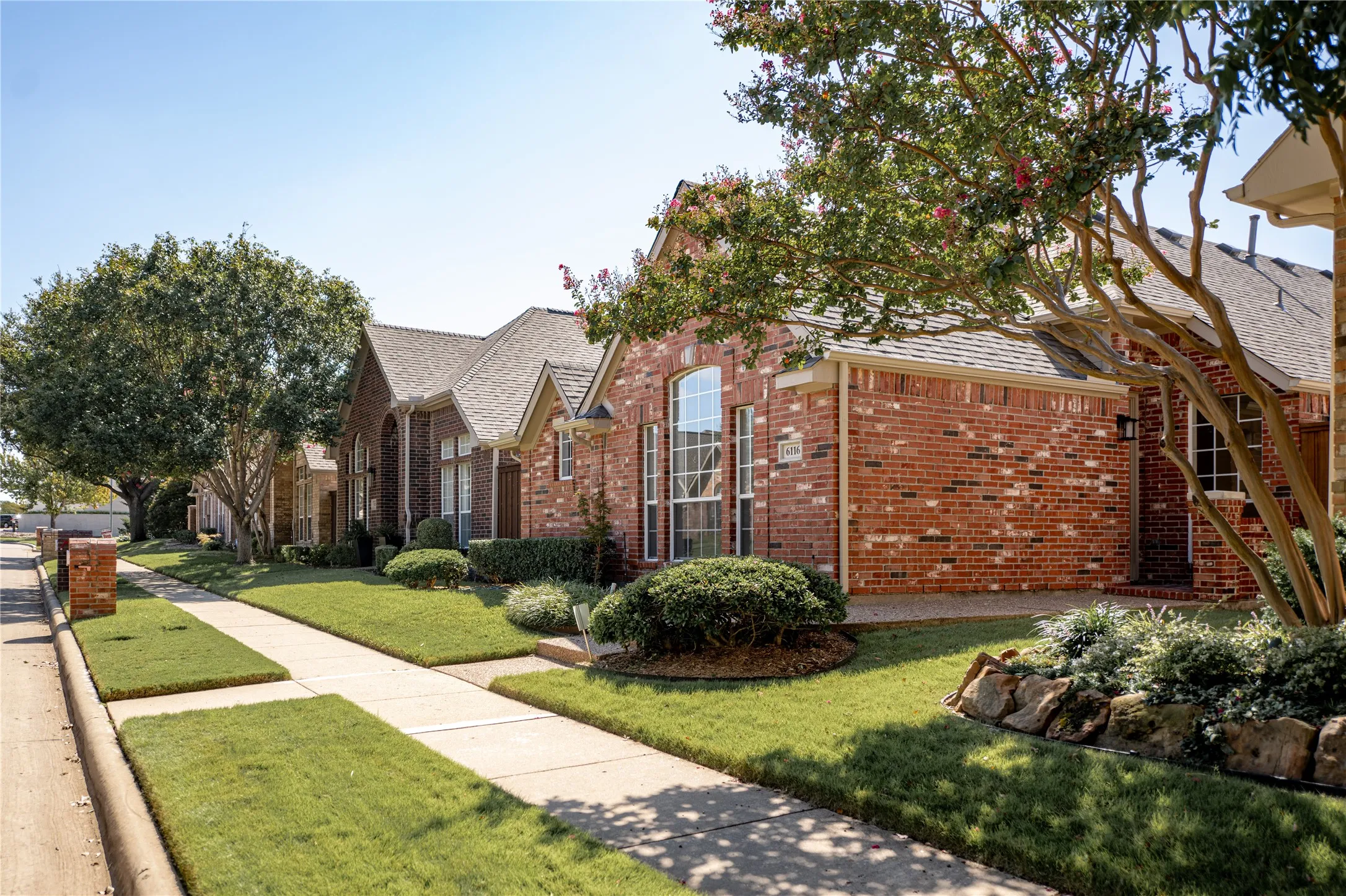 Single Family Residence For Rent in Collin County , 6116 Park Meadow Lane, Plano, Texas 75093, 3 Bedroom, 2 Bathroom, 2 Garage spaces, 1,726 Sqft, built in 1997, mls#21409408, Real Estate Agent in Plano, Homes For Rent in Collin county, Homes For Rent in Plano, Realtor in Plano Texas, Real Estate Brokerage Independent Realty Texas, Luminita Cordes Realtor