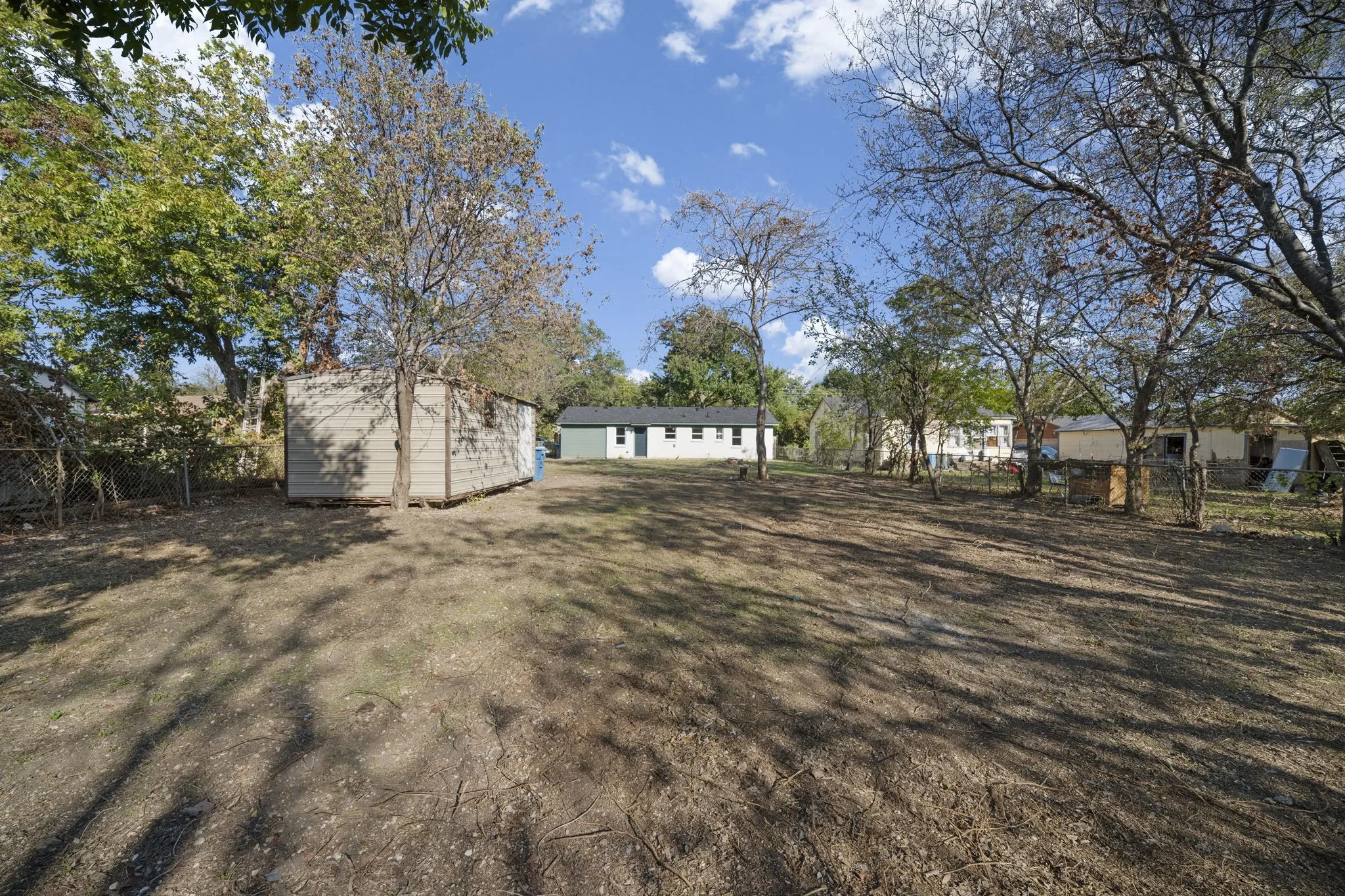Single Family Residence For Sale in Dallas County , 615 Johnson Drive, Duncanville, Texas 75116, 3 Bedroom, 2 Bathroom, 1 Garage spaces, 1,040 Sqft, built in 1962, mls#21406956, Real Estate Agent in Duncanville, Homes For Sale in Dallas county, Homes For Sale in Duncanville, Realtor in Duncanville Texas, Real Estate Brokerage Independent Realty Texas, Luminita Cordes Realtor