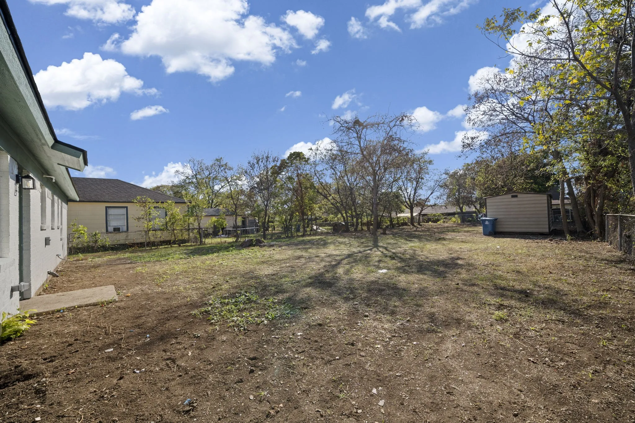 Single Family Residence For Sale in Dallas County , 615 Johnson Drive, Duncanville, Texas 75116, 3 Bedroom, 2 Bathroom, 1 Garage spaces, 1,040 Sqft, built in 1962, mls#21406956, Real Estate Agent in Duncanville, Homes For Sale in Dallas county, Homes For Sale in Duncanville, Realtor in Duncanville Texas, Real Estate Brokerage Independent Realty Texas, Luminita Cordes Realtor