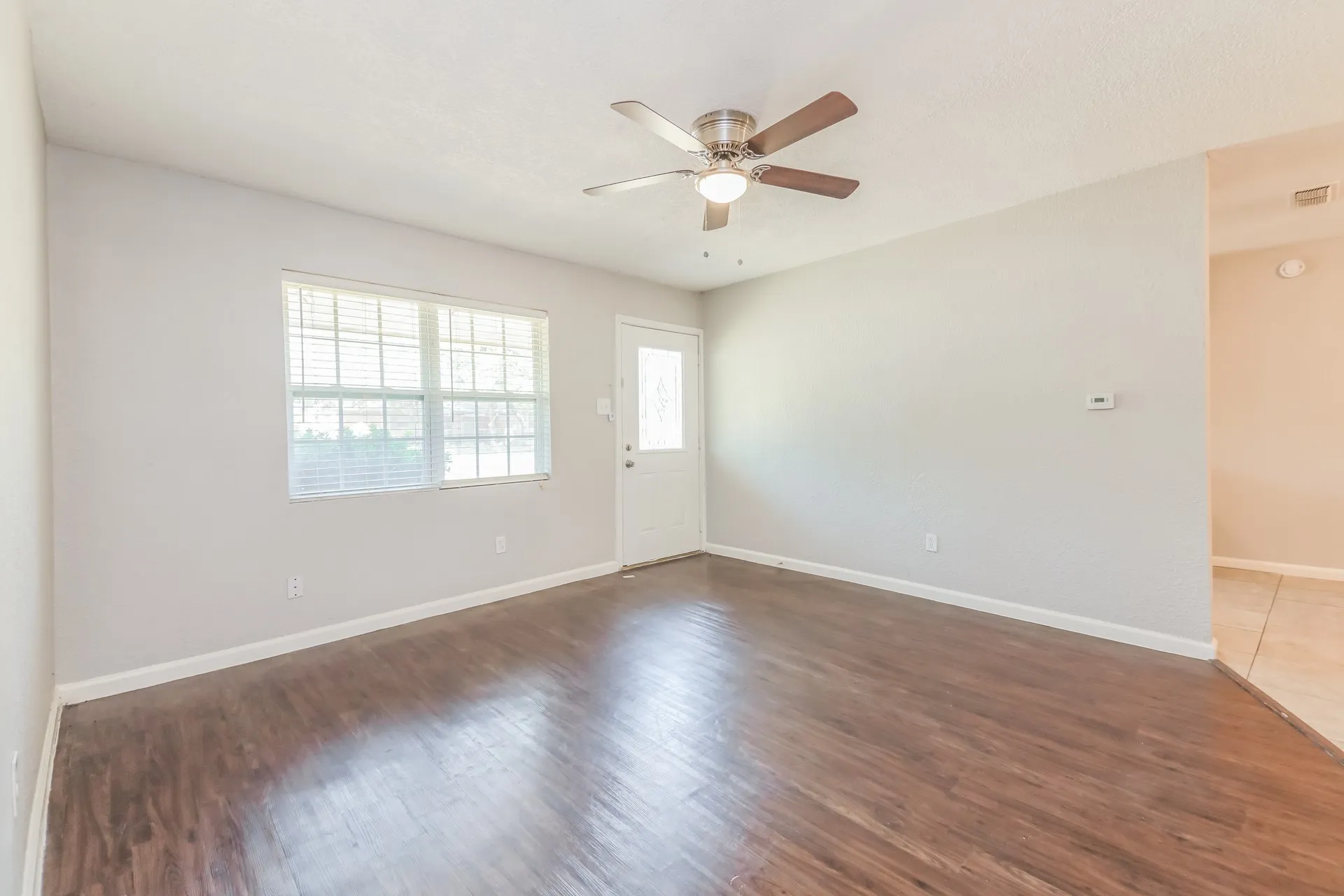 Single Family Residence For Rent in Collin County , 1600 Judy Drive, Plano, Texas 75074, 3 Bedroom, 1 Bathroom, Garage spaces, 1,216 Sqft, built in 1964, mls#21409887, Real Estate Agent in Plano, Homes For Rent in Collin county, Homes For Rent in Plano, Realtor in Plano Texas, Real Estate Brokerage Independent Realty Texas, Luminita Cordes Realtor