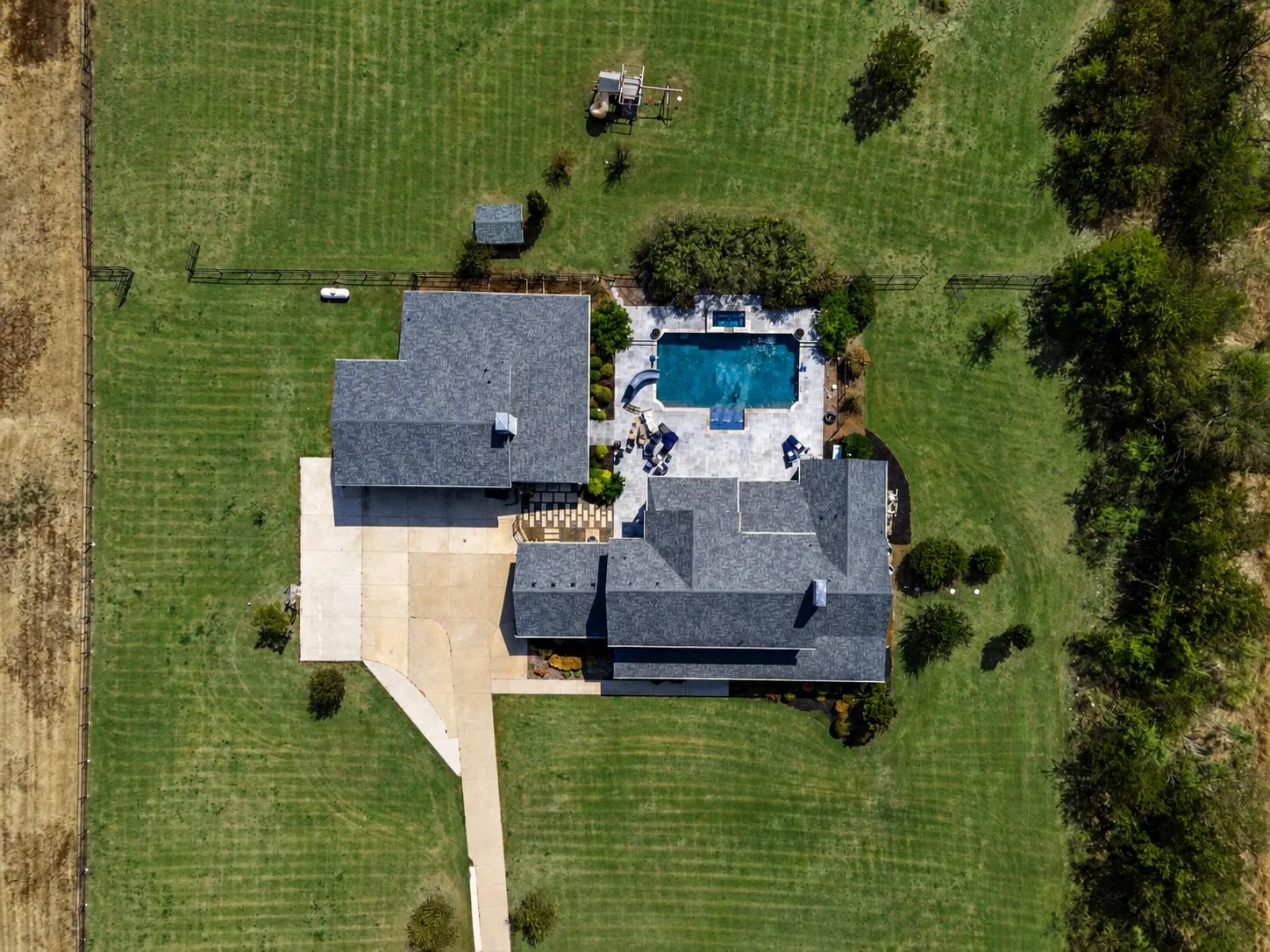 Single Family Residence For Sale in Rockwall County , 12669 S Fm 548, Royse City, Texas 75189, 6 Bedroom, 7 Bathroom, 5 Garage spaces, 4,748 Sqft, built in 2014, mls#21397762, Real Estate Agent in Royse City, Homes For Sale in Rockwall county, Homes For Sale in Royse City, Realtor in Royse City Texas, Real Estate Brokerage Independent Realty Texas, Luminita Cordes Realtor