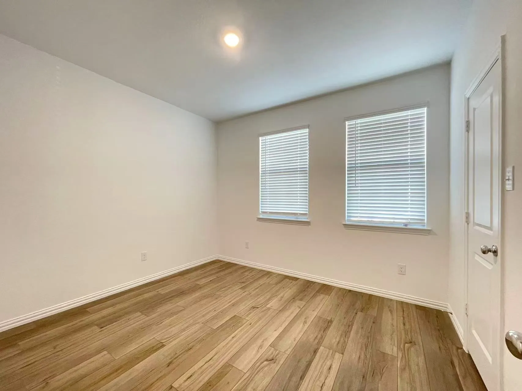 Single Family Residence For Rent in Denton County , 14765 Mainstay Way, Haslet, Texas 76052, 4 Bedroom, 2 Bathroom, 2 Garage spaces, 1,996 Sqft, built in 2022, mls#21409820, Real Estate Agent in Haslet, Homes For Rent in Denton county, Homes For Rent in Haslet, Realtor in Haslet Texas, Real Estate Brokerage Independent Realty Texas, Luminita Cordes Realtor