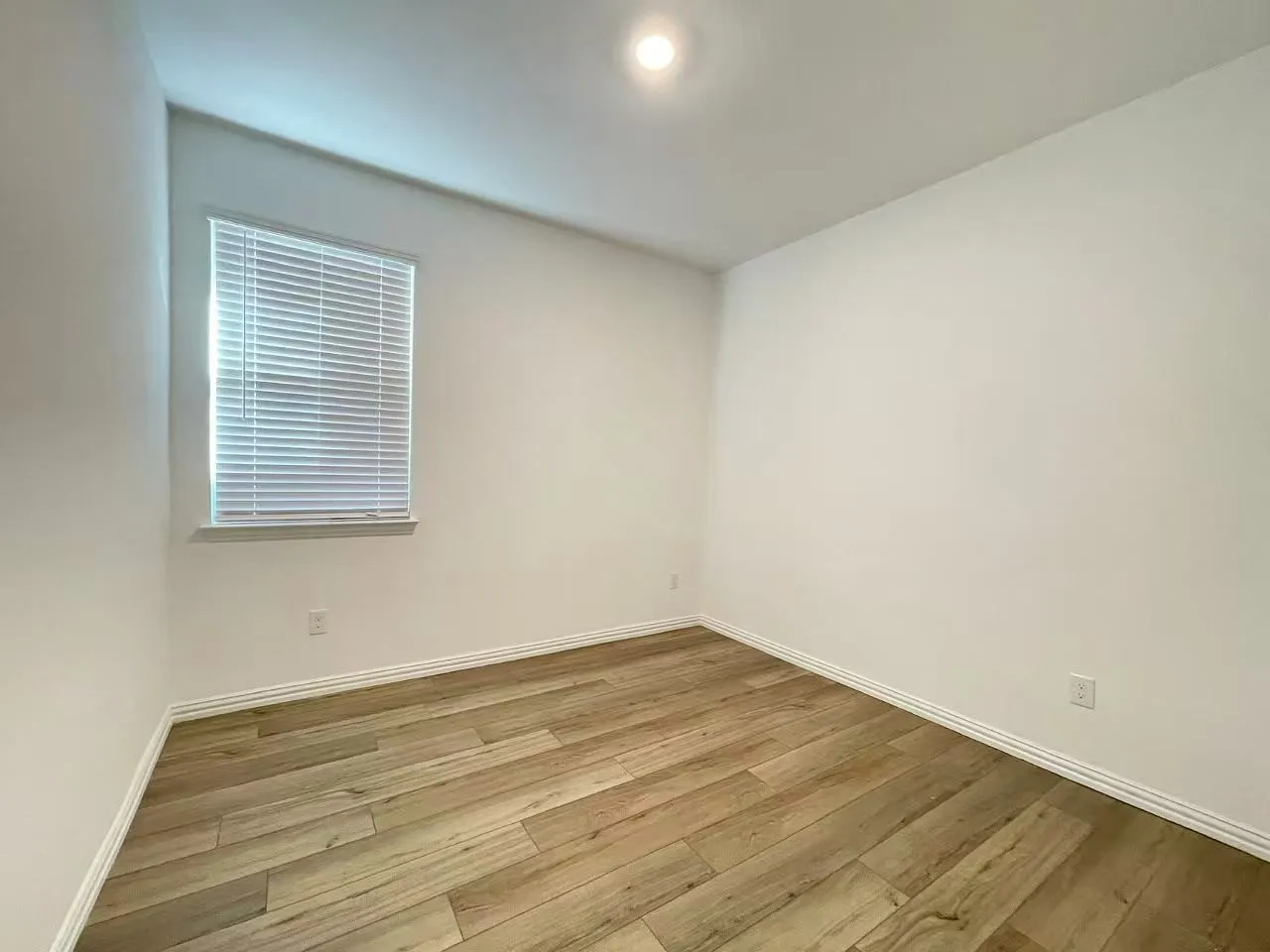 Single Family Residence For Rent in Denton County , 14765 Mainstay Way, Haslet, Texas 76052, 4 Bedroom, 2 Bathroom, 2 Garage spaces, 1,996 Sqft, built in 2022, mls#21409820, Real Estate Agent in Haslet, Homes For Rent in Denton county, Homes For Rent in Haslet, Realtor in Haslet Texas, Real Estate Brokerage Independent Realty Texas, Luminita Cordes Realtor