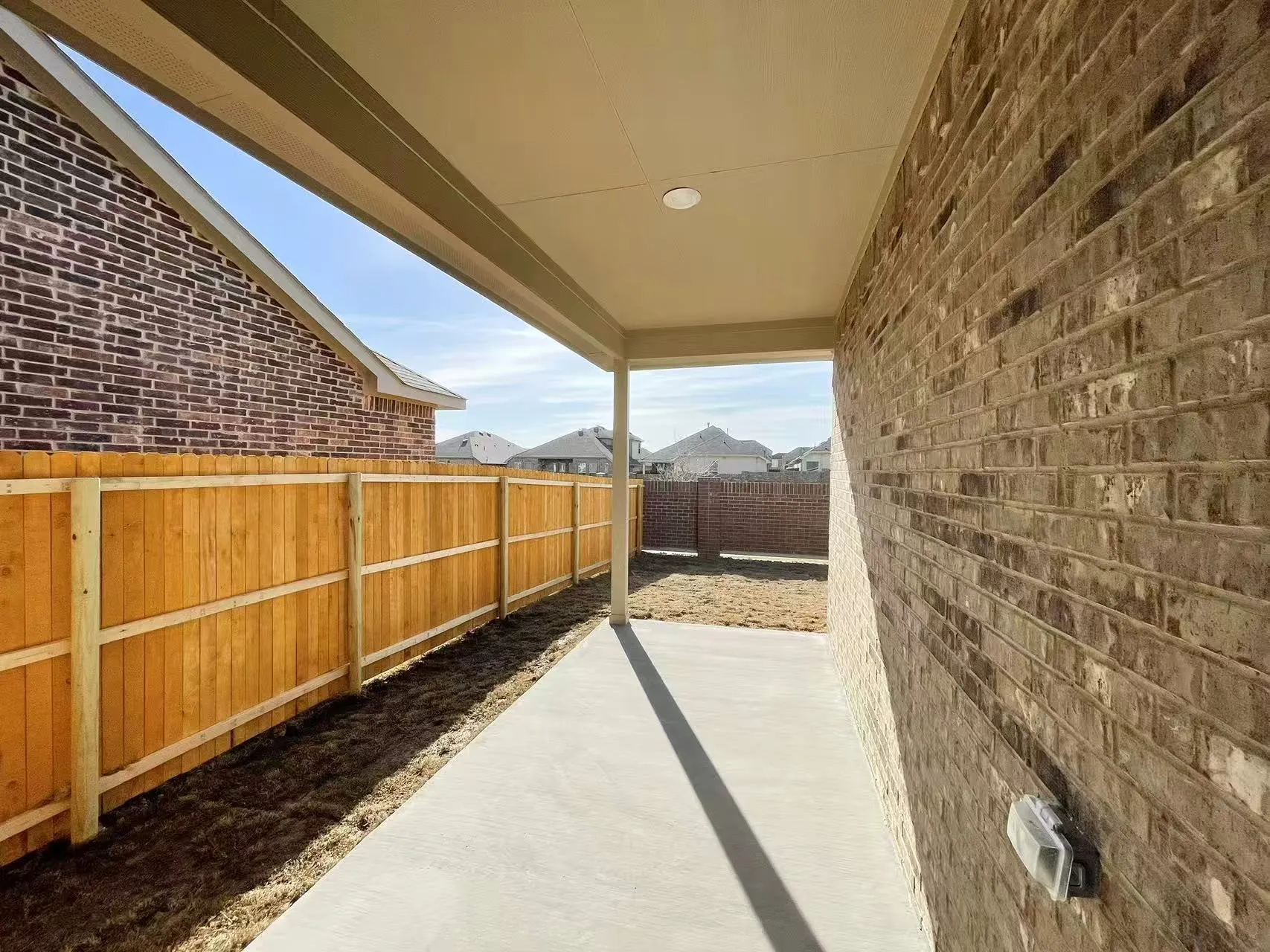 Single Family Residence For Rent in Denton County , 14765 Mainstay Way, Haslet, Texas 76052, 4 Bedroom, 2 Bathroom, 2 Garage spaces, 1,996 Sqft, built in 2022, mls#21409820, Real Estate Agent in Haslet, Homes For Rent in Denton county, Homes For Rent in Haslet, Realtor in Haslet Texas, Real Estate Brokerage Independent Realty Texas, Luminita Cordes Realtor