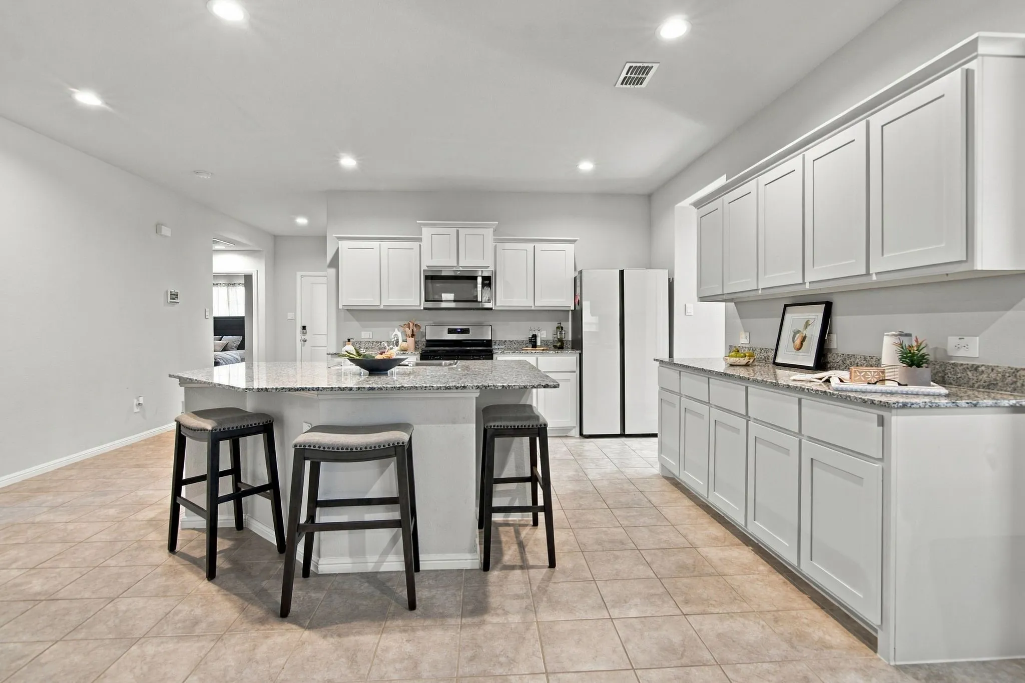 Single Family Residence For Sale in Tarrant County , 7933 Twin Forks Drive, Fort Worth, Texas 76131, 4 Bedroom, 2 Bathroom, 2 Garage spaces, 2,059 Sqft, built in 2023, mls#21409826, Real Estate Agent in Fort Worth, Homes For Sale in Tarrant county, Homes For Sale in Fort Worth, Realtor in Fort Worth Texas, Real Estate Brokerage Independent Realty Texas, Luminita Cordes Realtor