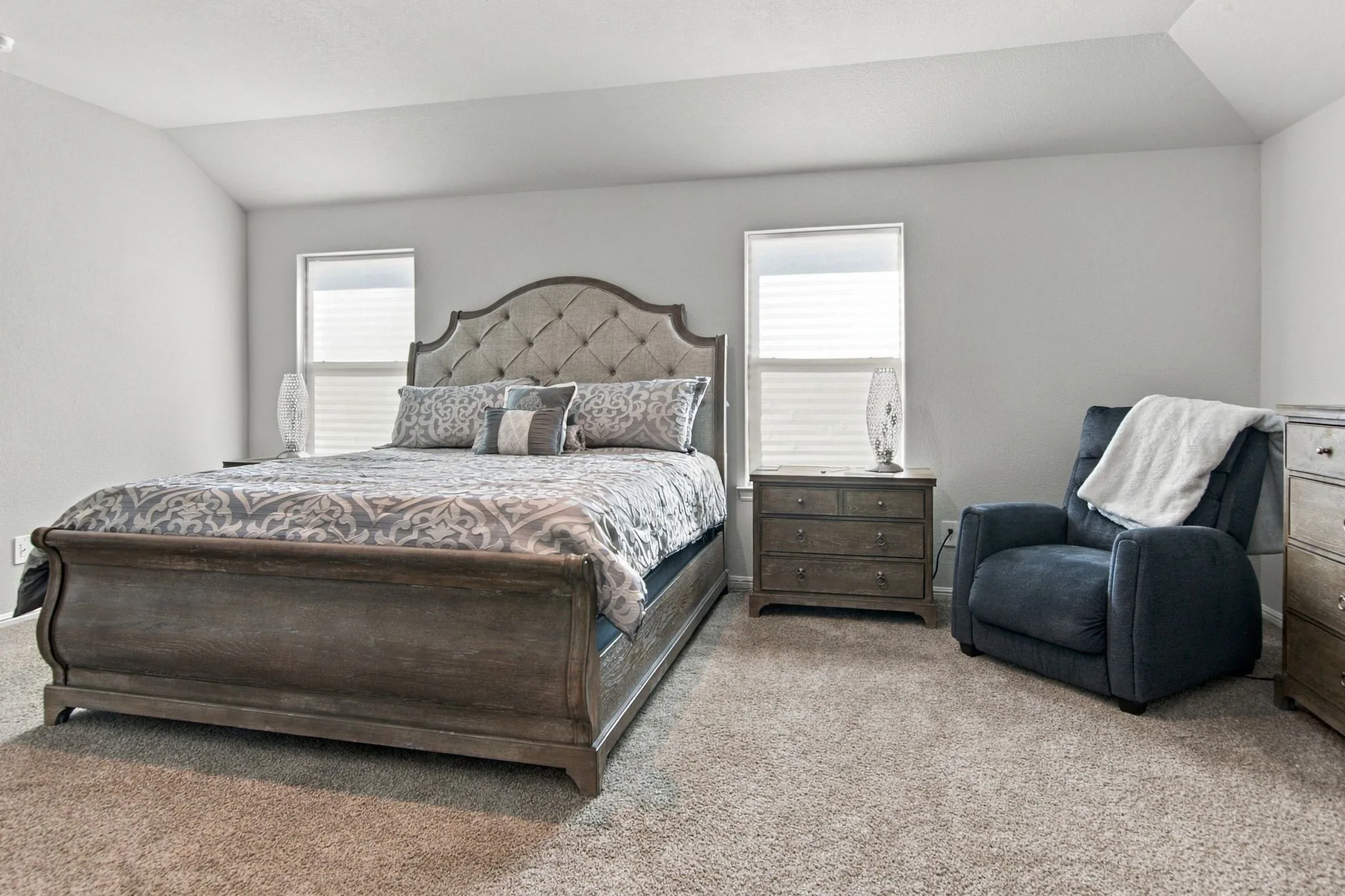 Single Family Residence For Sale in Tarrant County , 7933 Twin Forks Drive, Fort Worth, Texas 76131, 4 Bedroom, 2 Bathroom, 2 Garage spaces, 2,059 Sqft, built in 2023, mls#21409826, Real Estate Agent in Fort Worth, Homes For Sale in Tarrant county, Homes For Sale in Fort Worth, Realtor in Fort Worth Texas, Real Estate Brokerage Independent Realty Texas, Luminita Cordes Realtor