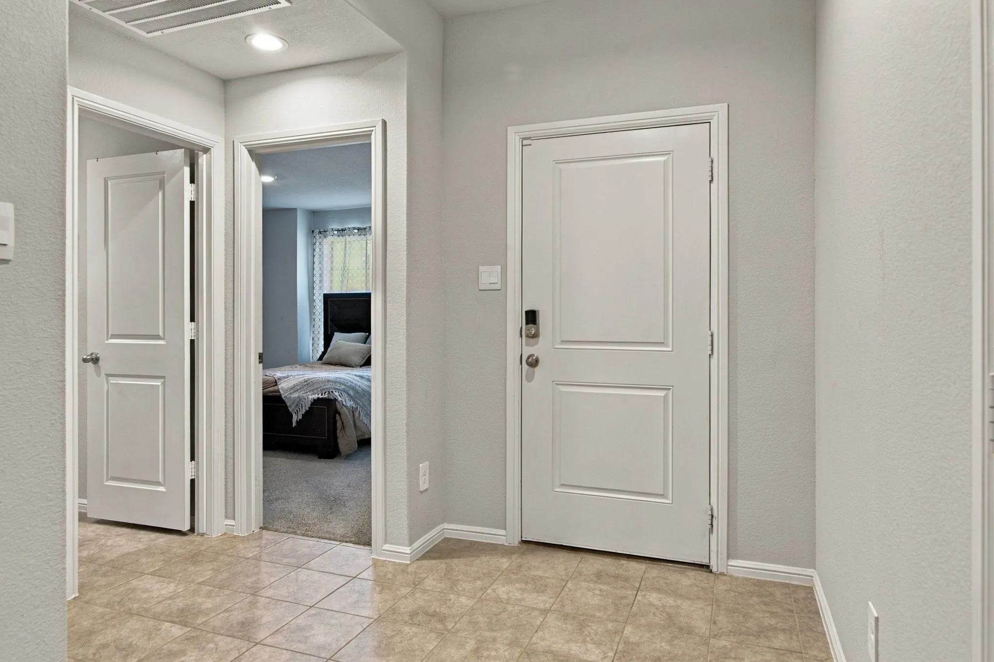 Single Family Residence For Sale in Tarrant County , 7933 Twin Forks Drive, Fort Worth, Texas 76131, 4 Bedroom, 2 Bathroom, 2 Garage spaces, 2,059 Sqft, built in 2023, mls#21409826, Real Estate Agent in Fort Worth, Homes For Sale in Tarrant county, Homes For Sale in Fort Worth, Realtor in Fort Worth Texas, Real Estate Brokerage Independent Realty Texas, Luminita Cordes Realtor