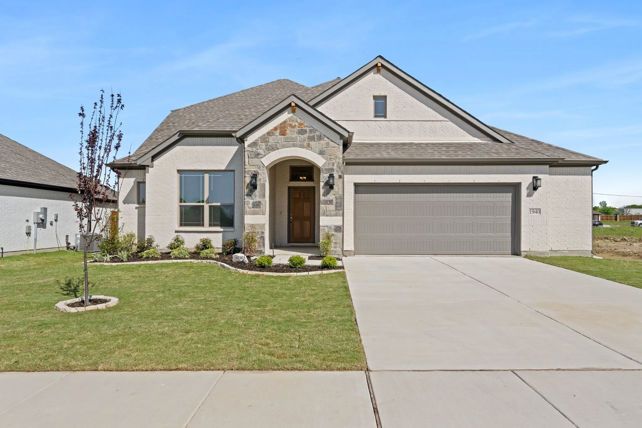 Single Family Residence For Sale in Johnson County , 2457 Acacia Road, Cleburne, Texas 76059, 5 Bedroom, 3 Bathroom, 2 Garage spaces, 2,738 Sqft, built in 2026, mls#21408841, Real Estate Agent in Cleburne, Homes For Sale in Johnson county, Homes For Sale in Cleburne, Realtor in Cleburne Texas, Real Estate Brokerage Independent Realty Texas, Luminita Cordes Realtor