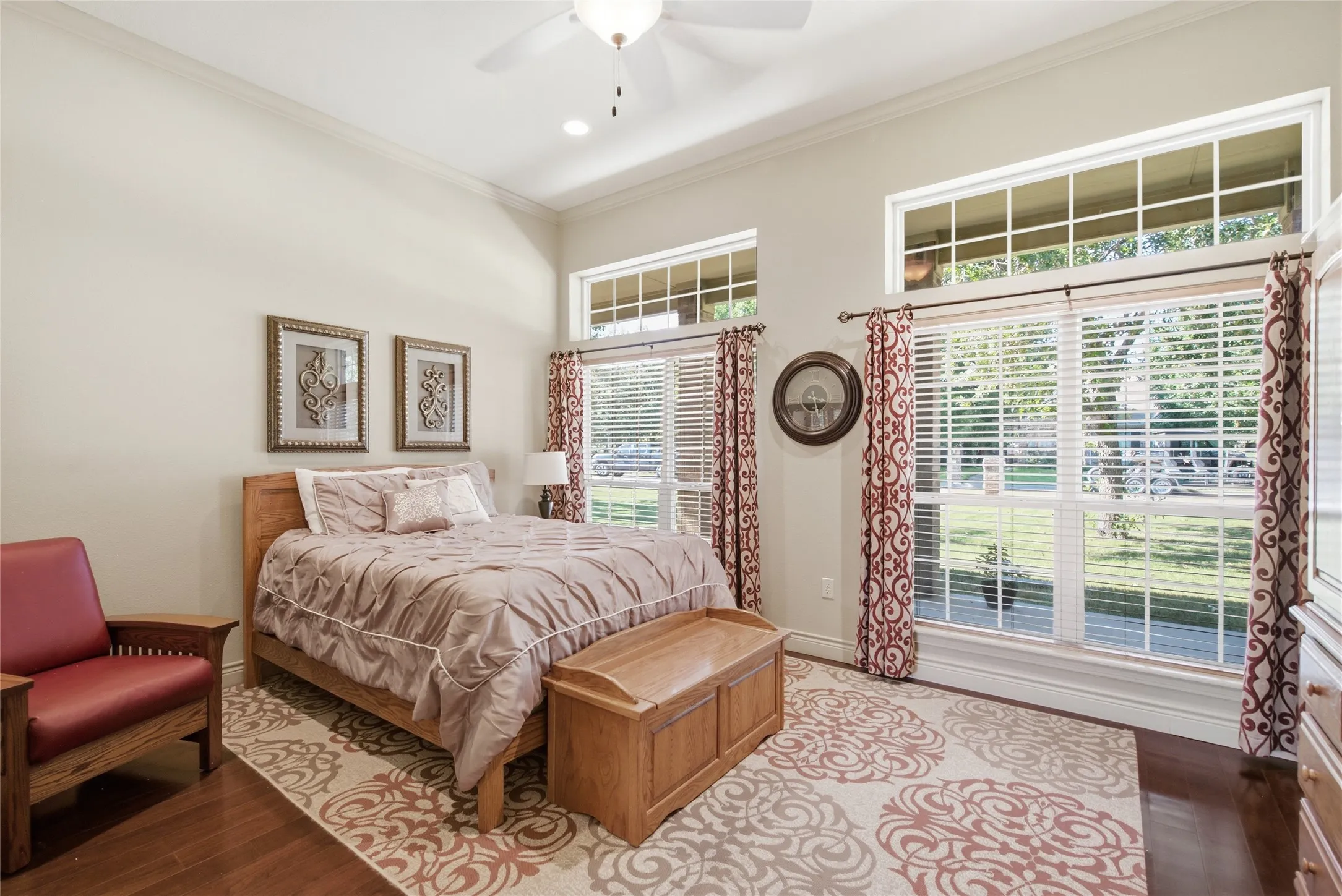 Single Family Residence For Sale in Erath County , 800 Cottonwood Court, Stephenville, Texas 76401, 4 Bedroom, 3 Bathroom, 2 Garage spaces, 3,263 Sqft, built in 2006, mls#21409458, Real Estate Agent in Stephenville, Homes For Sale in Erath county, Homes For Sale in Stephenville, Realtor in Stephenville Texas, Real Estate Brokerage Independent Realty Texas, Luminita Cordes Realtor