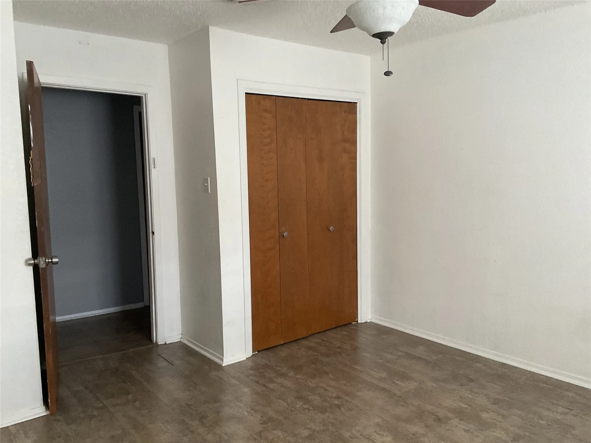 Single Family Residence For Sale in Mc Lennan County , 9555 Brookhollow Drive, Woodway, Texas 76712, 3 Bedroom, 2 Bathroom, 2 Garage spaces, 1,990 Sqft, built in 1975, mls#21401106, Real Estate Agent in Woodway, Homes For Sale in Mc Lennan county, Homes For Sale in Woodway, Realtor in Woodway Texas, Real Estate Brokerage Independent Realty Texas, Luminita Cordes Realtor