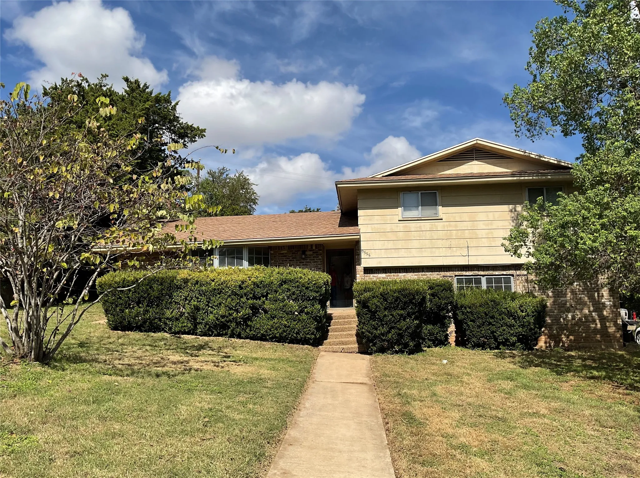Single Family Residence For Sale