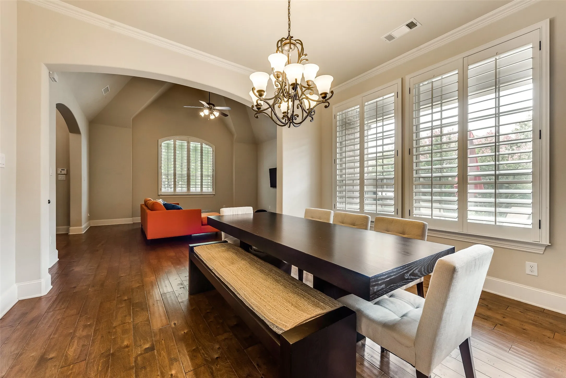 Single Family Residence For Rent in Denton County , 2501 Lady Viviane Lane, Lewisville, Texas 75056, 3 Bedroom, 2 Bathroom, 2 Garage spaces, 2,150 Sqft, built in 2008, mls#21409916, Real Estate Agent in Lewisville, Homes For Rent in Denton county, Homes For Rent in Lewisville, Realtor in Lewisville Texas, Real Estate Brokerage Independent Realty Texas, Luminita Cordes Realtor