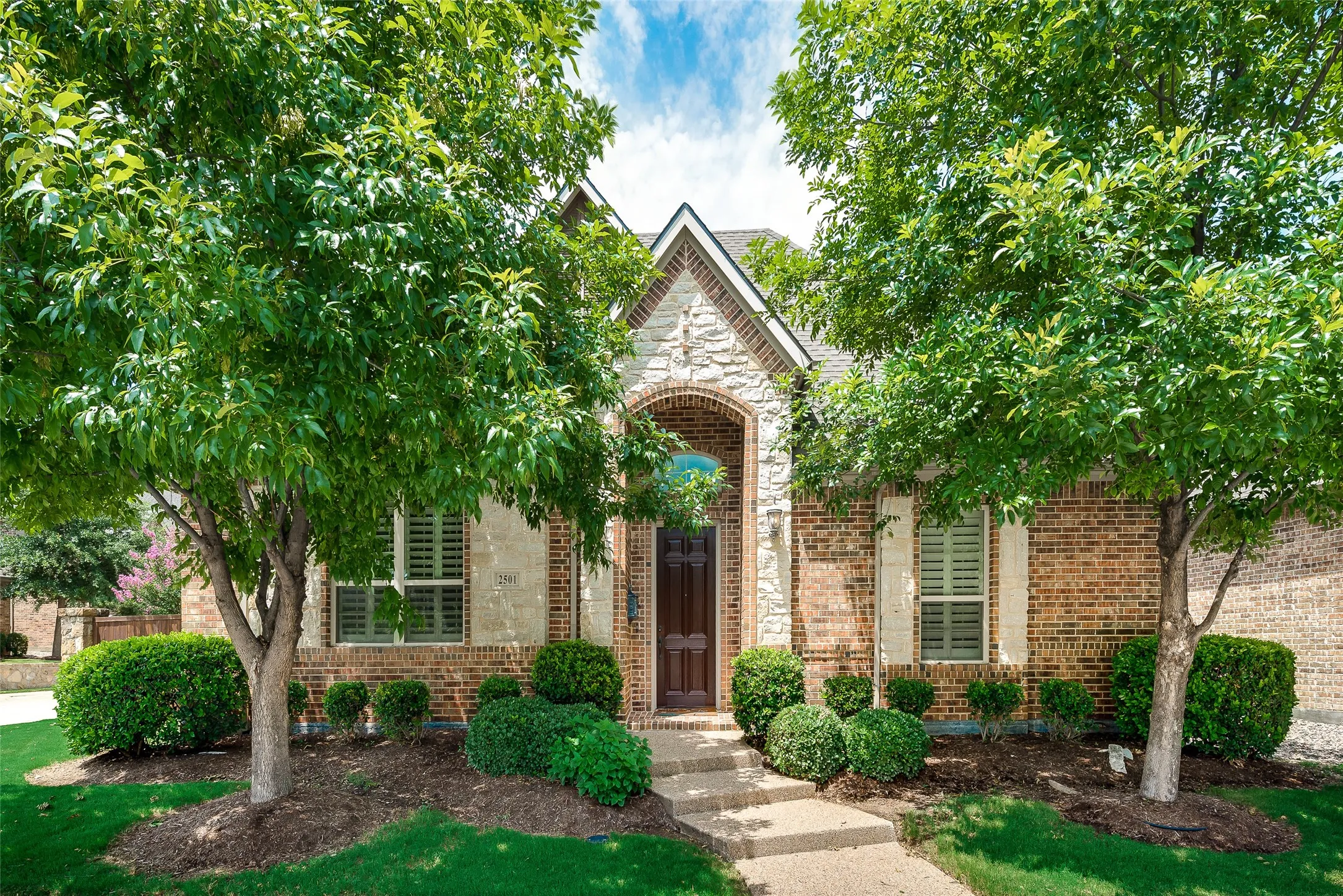 Single Family Residence For Rent
