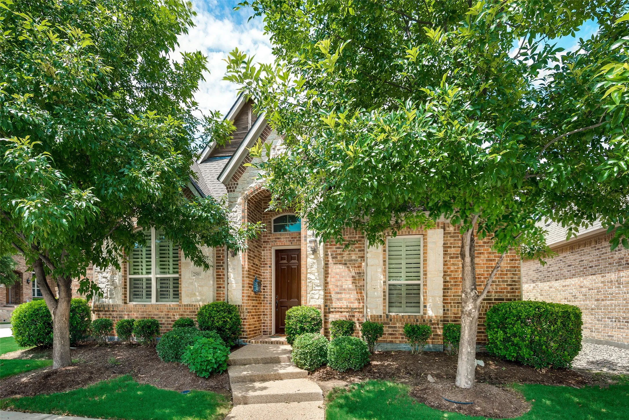 Single Family Residence For Rent in Denton County , 2501 Lady Viviane Lane, Lewisville, Texas 75056, 3 Bedroom, 2 Bathroom, 2 Garage spaces, 2,150 Sqft, built in 2008, mls#21409916, Real Estate Agent in Lewisville, Homes For Rent in Denton county, Homes For Rent in Lewisville, Realtor in Lewisville Texas, Real Estate Brokerage Independent Realty Texas, Luminita Cordes Realtor