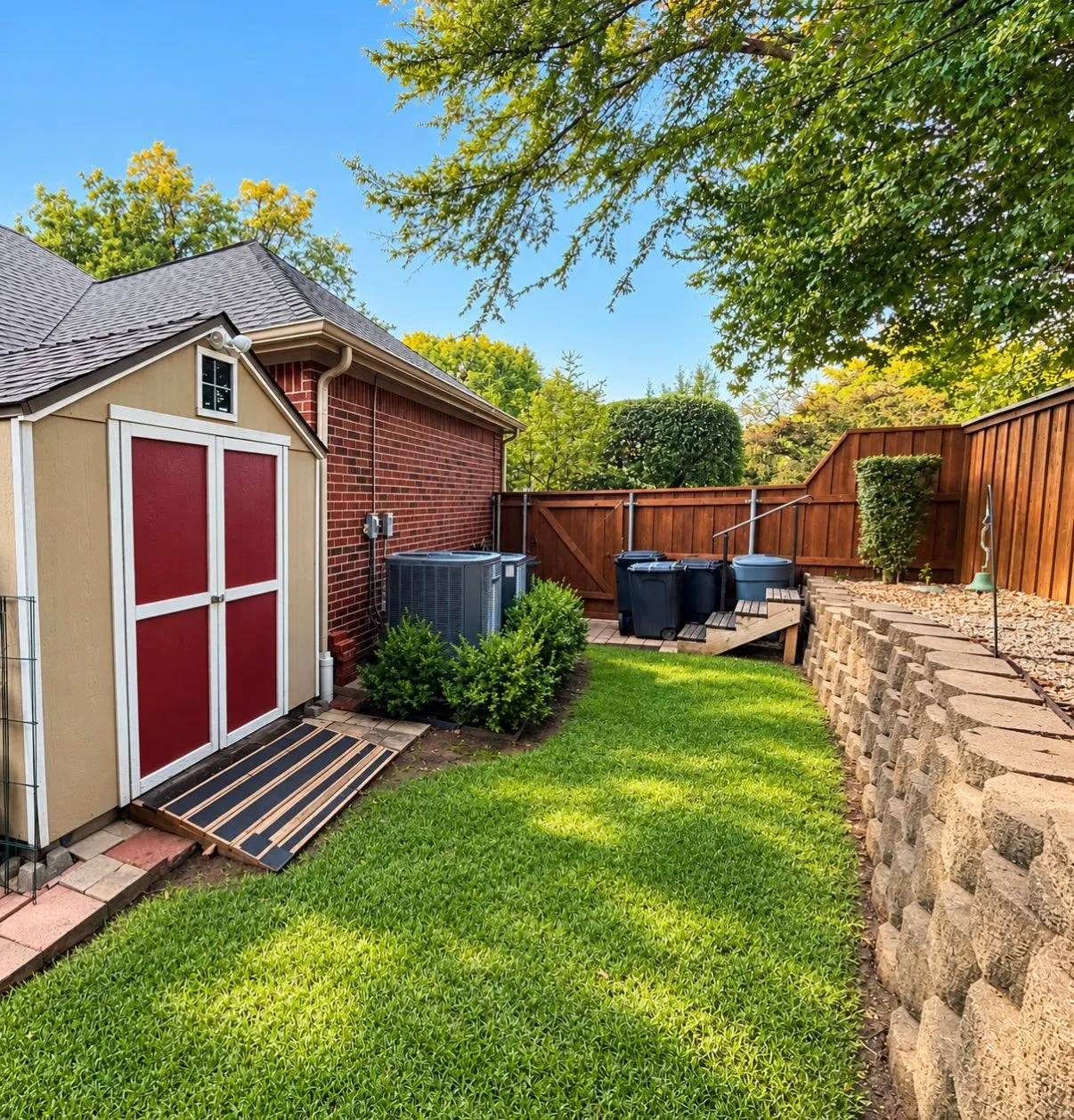 Single Family Residence For Sale in Denton County , 1314 Ardglass Trail, Corinth, Texas 76210, 4 Bedroom, 4 Bathroom, 3 Garage spaces, 2,915 Sqft, built in 2004, mls#21409301, Real Estate Agent in Corinth, Homes For Sale in Denton county, Homes For Sale in Corinth, Realtor in Corinth Texas, Real Estate Brokerage Independent Realty Texas, Luminita Cordes Realtor