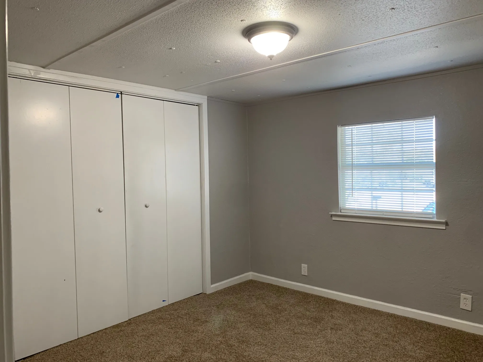 Mobile Home For Rent in Parker County , 120 Overland Court, Azle, Texas 76020, 2 Bedroom, 1 Bathroom, Garage spaces, 773 Sqft, built in 0, mls#21409921, Real Estate Agent in Azle, Homes For Rent in Parker county, Homes For Rent in Azle, Realtor in Azle Texas, Real Estate Brokerage Independent Realty Texas, Luminita Cordes Realtor