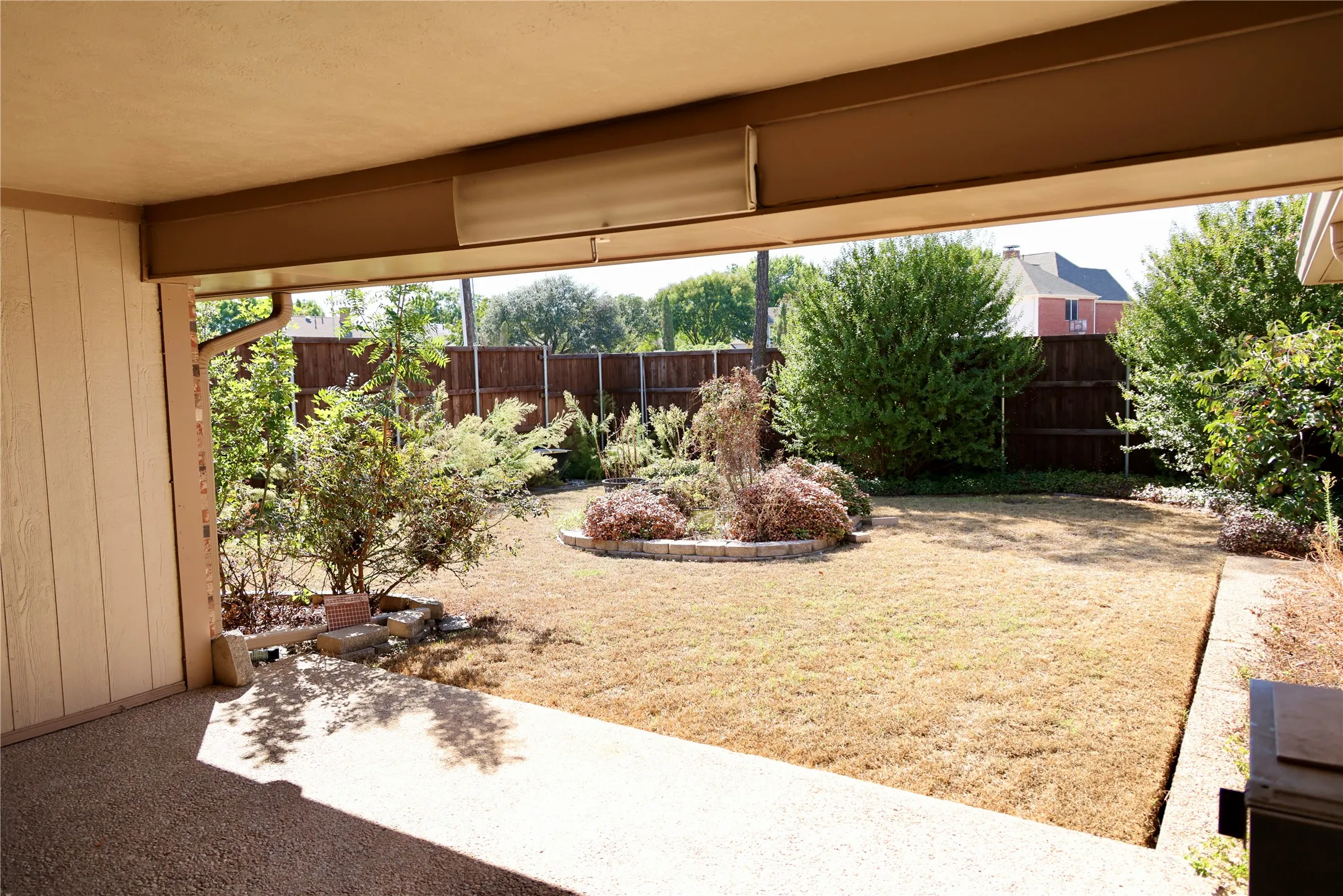 Single Family Residence For Sale in Collin County , 2206 Morning Glory Drive, Richardson, Texas 75082, 3 Bedroom, 2 Bathroom, 2 Garage spaces, 2,203 Sqft, built in 1986, mls#21408858, Real Estate Agent in Richardson, Homes For Sale in Collin county, Homes For Sale in Richardson, Realtor in Richardson Texas, Real Estate Brokerage Independent Realty Texas, Luminita Cordes Realtor