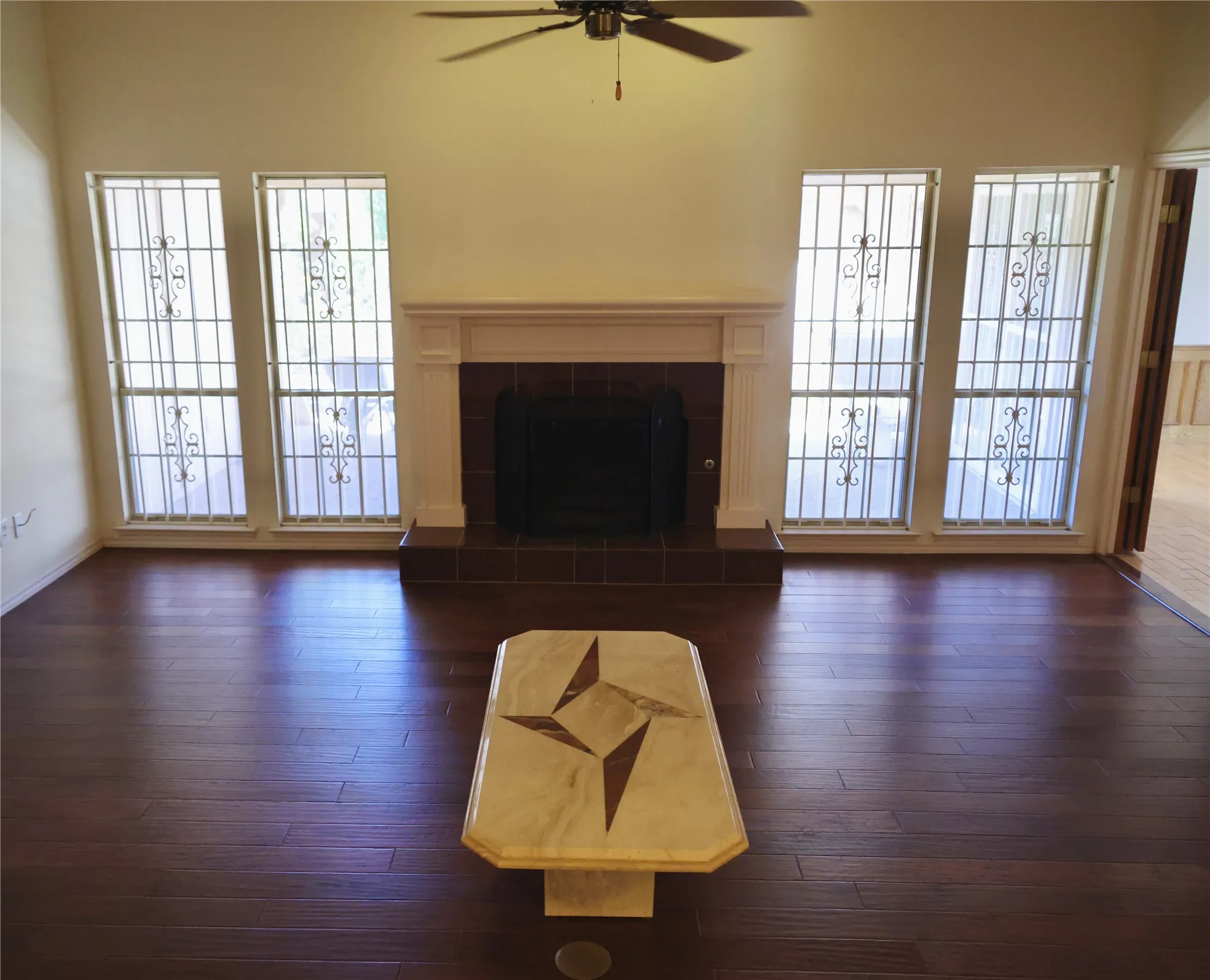 Single Family Residence For Sale in Collin County , 2206 Morning Glory Drive, Richardson, Texas 75082, 3 Bedroom, 2 Bathroom, 2 Garage spaces, 2,203 Sqft, built in 1986, mls#21408858, Real Estate Agent in Richardson, Homes For Sale in Collin county, Homes For Sale in Richardson, Realtor in Richardson Texas, Real Estate Brokerage Independent Realty Texas, Luminita Cordes Realtor