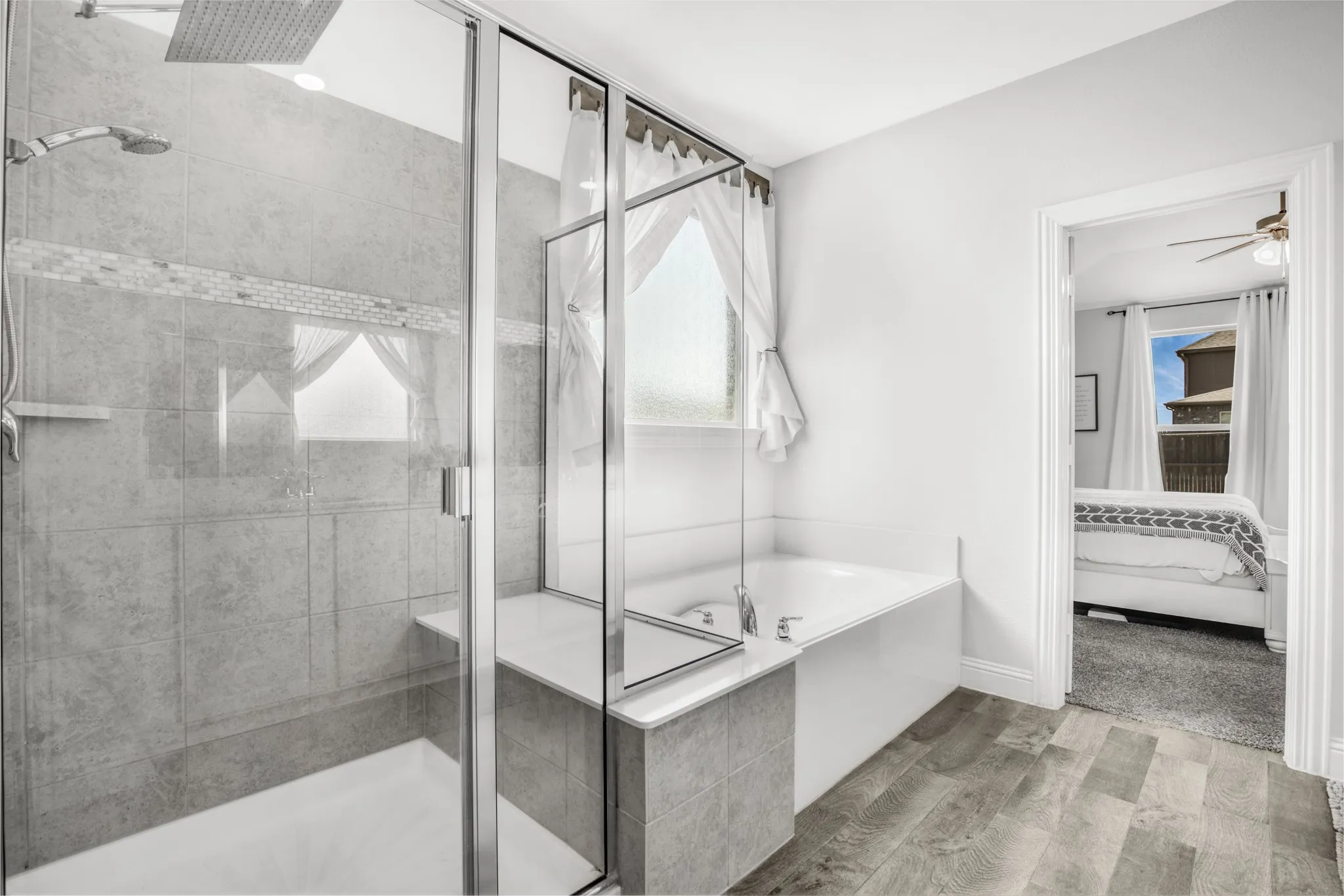 Single Family Residence For Rent in Denton County , 2801 Cerro Ranch Road, Aubrey, Texas 76227, 5 Bedroom, 4 Bathroom, 2 Garage spaces, 3,249 Sqft, built in 2019, mls#21407791, Real Estate Agent in Aubrey, Homes For Rent in Denton county, Homes For Rent in Aubrey, Realtor in Aubrey Texas, Real Estate Brokerage Independent Realty Texas, Luminita Cordes Realtor