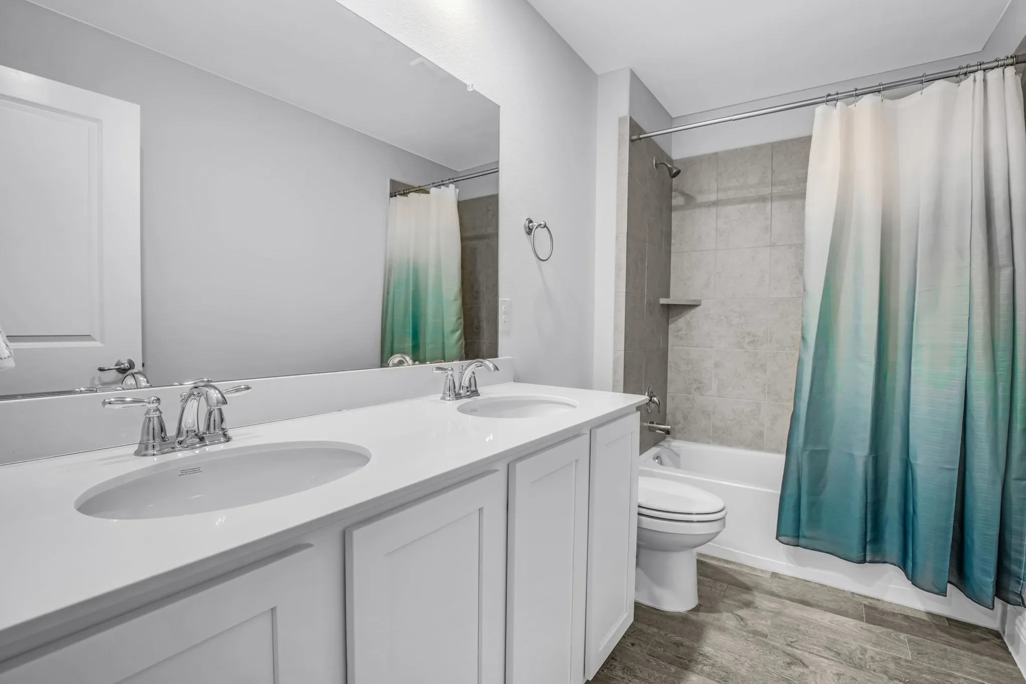 Single Family Residence For Rent in Denton County , 2801 Cerro Ranch Road, Aubrey, Texas 76227, 5 Bedroom, 4 Bathroom, 2 Garage spaces, 3,249 Sqft, built in 2019, mls#21407791, Real Estate Agent in Aubrey, Homes For Rent in Denton county, Homes For Rent in Aubrey, Realtor in Aubrey Texas, Real Estate Brokerage Independent Realty Texas, Luminita Cordes Realtor