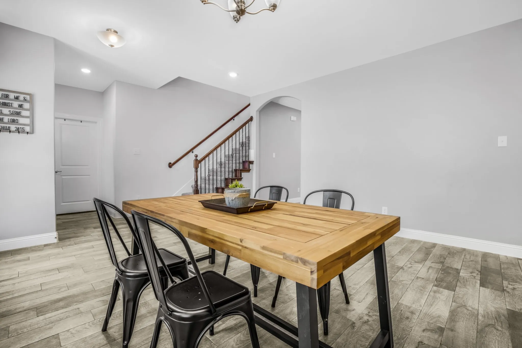 Single Family Residence For Rent in Denton County , 2801 Cerro Ranch Road, Aubrey, Texas 76227, 5 Bedroom, 4 Bathroom, 2 Garage spaces, 3,249 Sqft, built in 2019, mls#21407791, Real Estate Agent in Aubrey, Homes For Rent in Denton county, Homes For Rent in Aubrey, Realtor in Aubrey Texas, Real Estate Brokerage Independent Realty Texas, Luminita Cordes Realtor