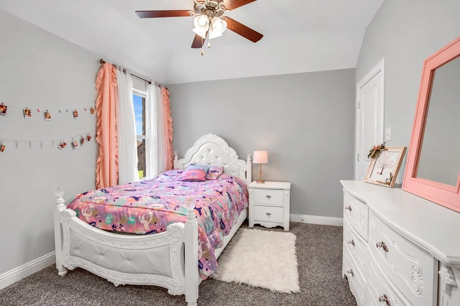 Single Family Residence For Rent in Denton County , 2801 Cerro Ranch Road, Aubrey, Texas 76227, 5 Bedroom, 4 Bathroom, 2 Garage spaces, 3,249 Sqft, built in 2019, mls#21407791, Real Estate Agent in Aubrey, Homes For Rent in Denton county, Homes For Rent in Aubrey, Realtor in Aubrey Texas, Real Estate Brokerage Independent Realty Texas, Luminita Cordes Realtor