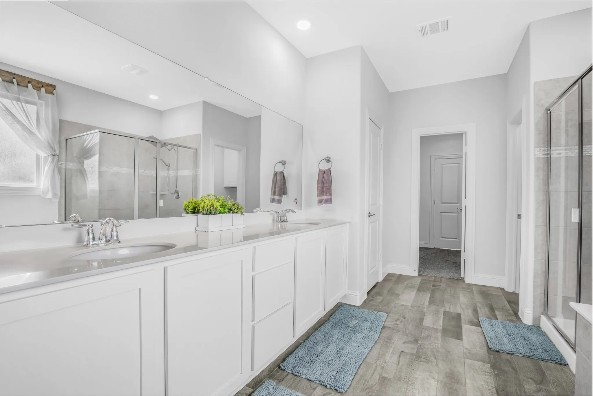 Single Family Residence For Rent in Denton County , 2801 Cerro Ranch Road, Aubrey, Texas 76227, 5 Bedroom, 4 Bathroom, 2 Garage spaces, 3,249 Sqft, built in 2019, mls#21407791, Real Estate Agent in Aubrey, Homes For Rent in Denton county, Homes For Rent in Aubrey, Realtor in Aubrey Texas, Real Estate Brokerage Independent Realty Texas, Luminita Cordes Realtor