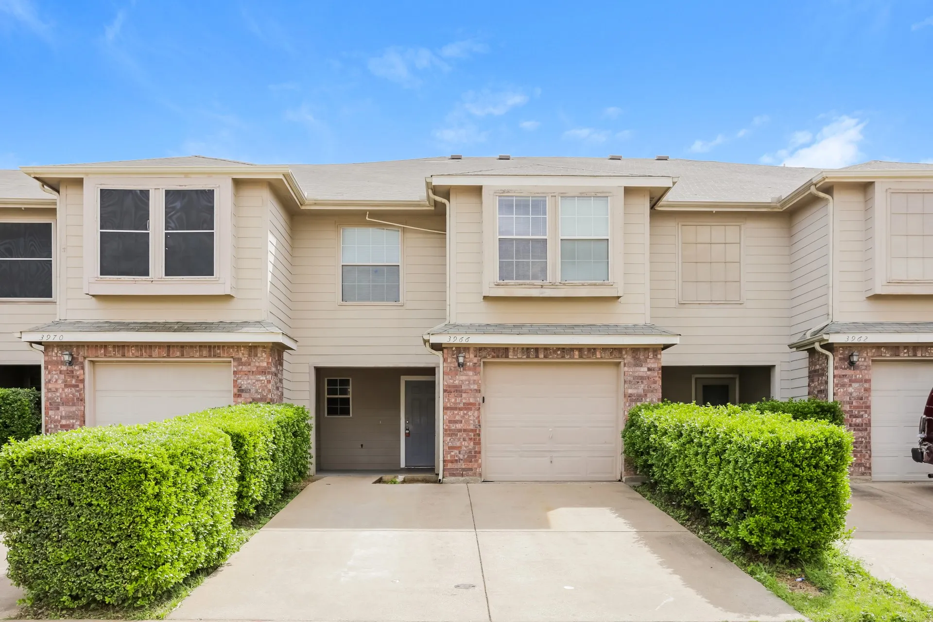 Single Family Residence For Rent