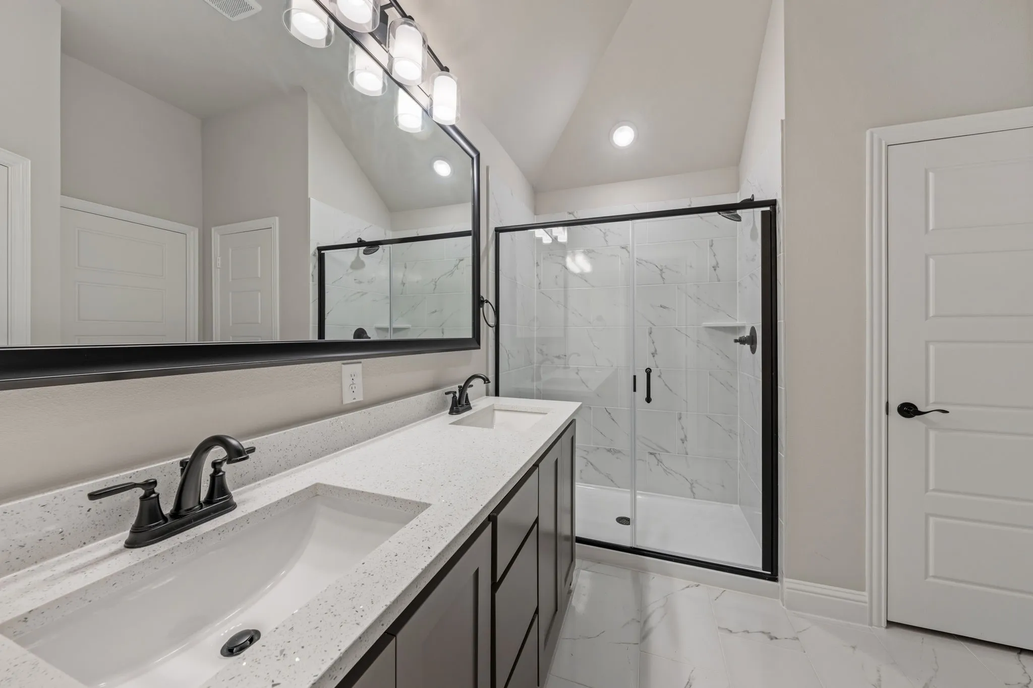 Single Family Residence For Sale in Johnson County , 2408 Collinwood, Keene, Texas 76059, 3 Bedroom, 2 Bathroom, 2 Garage spaces, 1,579 Sqft, built in 2026, mls#21409937, Real Estate Agent in Keene, Homes For Sale in Johnson county, Homes For Sale in Keene, Realtor in Keene Texas, Real Estate Brokerage Independent Realty Texas, Luminita Cordes Realtor