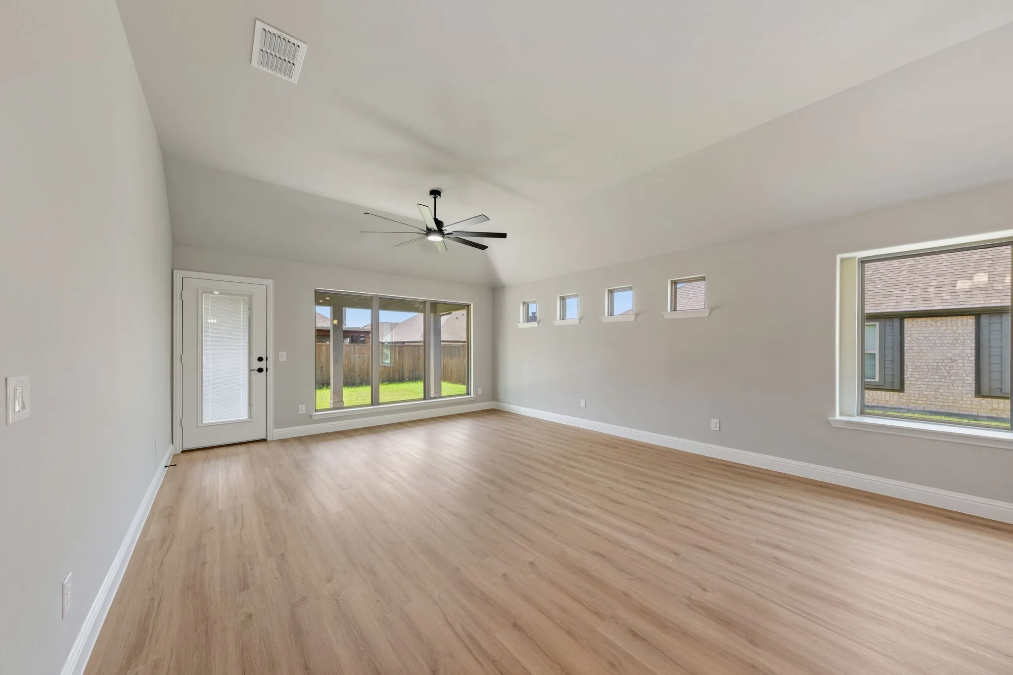 Single Family Residence For Sale in Johnson County , 2408 Collinwood, Keene, Texas 76059, 3 Bedroom, 2 Bathroom, 2 Garage spaces, 1,579 Sqft, built in 2026, mls#21409937, Real Estate Agent in Keene, Homes For Sale in Johnson county, Homes For Sale in Keene, Realtor in Keene Texas, Real Estate Brokerage Independent Realty Texas, Luminita Cordes Realtor