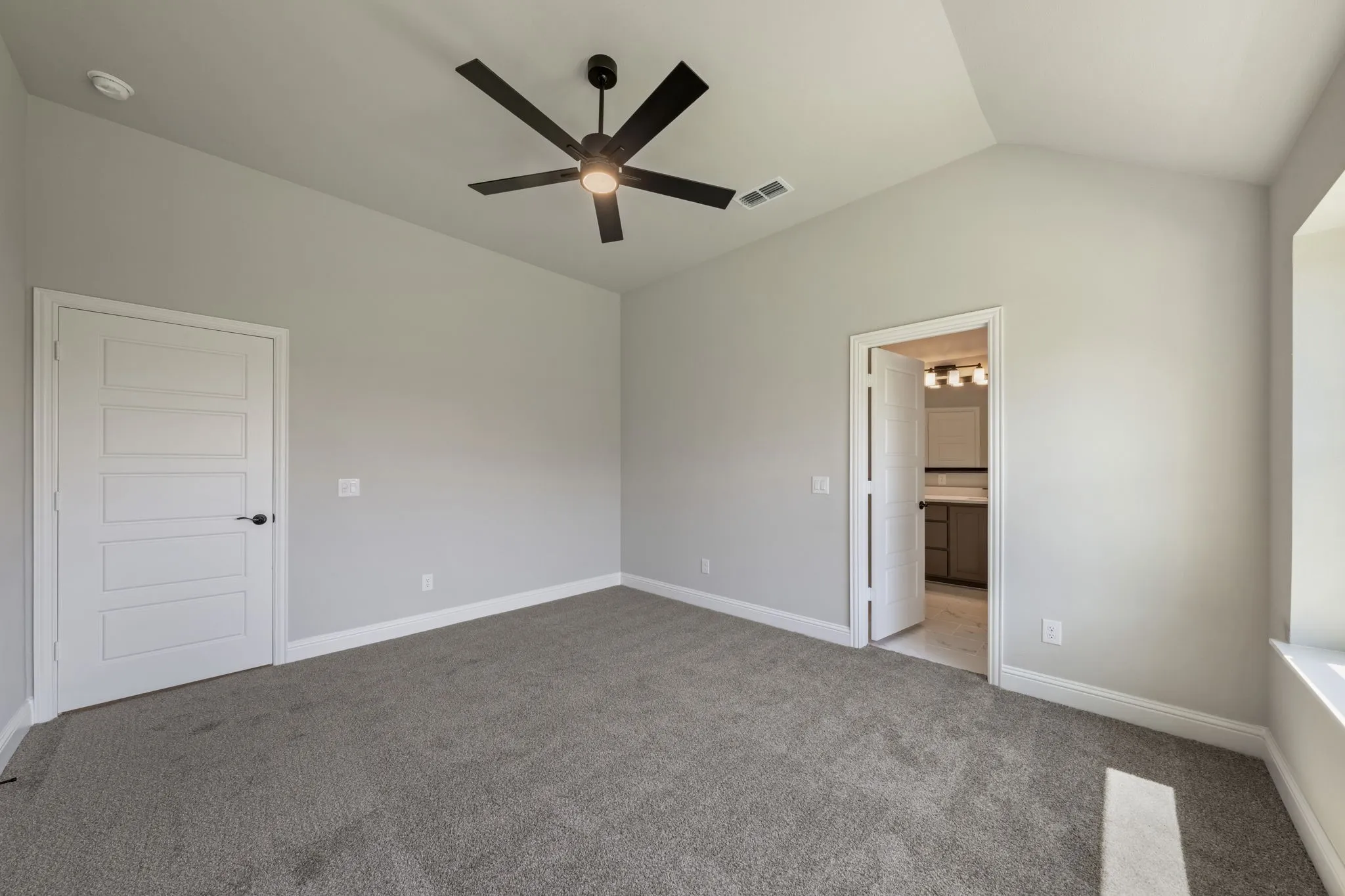 Single Family Residence For Sale in Johnson County , 2408 Collinwood, Keene, Texas 76059, 3 Bedroom, 2 Bathroom, 2 Garage spaces, 1,579 Sqft, built in 2026, mls#21409937, Real Estate Agent in Keene, Homes For Sale in Johnson county, Homes For Sale in Keene, Realtor in Keene Texas, Real Estate Brokerage Independent Realty Texas, Luminita Cordes Realtor