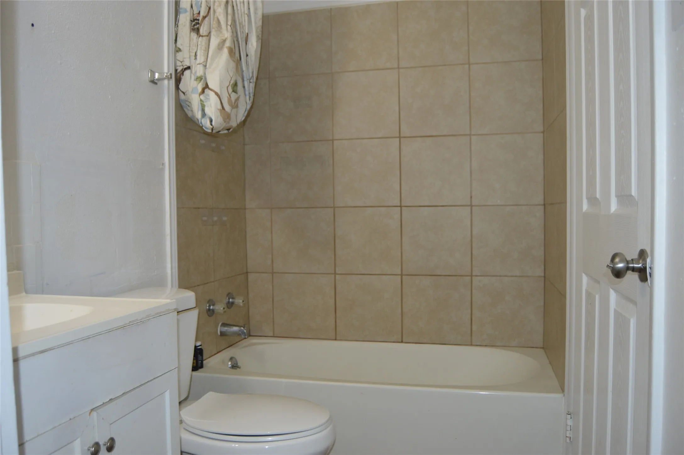 Duplex For Sale in Hunt County , 2603 Mayo Street, Commerce, Texas 75428, 0, 0, 2 Garage spaces, 0 Sqft, built in 1971, mls#21409897, Real Estate Agent in Commerce, Homes For Sale in Hunt county, Homes For Sale in Commerce, Realtor in Commerce Texas, Real Estate Brokerage Independent Realty Texas, Luminita Cordes Realtor