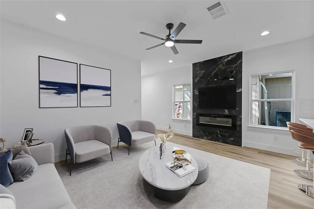 Single Family Residence For Rent in Dallas County , 5424 Bourquin Street, Dallas, Texas 75210, 4 Bedroom, 2 Bathroom, Garage spaces, 1,550 Sqft, built in 2025, mls#21409941, Real Estate Agent in Dallas, Homes For Rent in Dallas county, Homes For Rent in Dallas, Realtor in Dallas Texas, Real Estate Brokerage Independent Realty Texas, Luminita Cordes Realtor