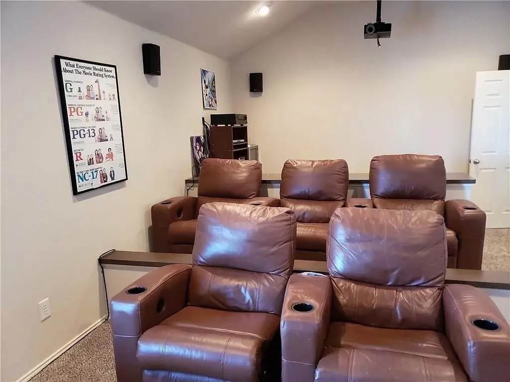 Single Family Residence For Rent in Denton County , 12739 Cardinal Creek Drive, Frisco, Texas 75033, 4 Bedroom, 3 Bathroom, 2 Garage spaces, 3,666 Sqft, built in 2005, mls#21409942, Real Estate Agent in Frisco, Homes For Rent in Denton county, Homes For Rent in Frisco, Realtor in Frisco Texas, Real Estate Brokerage Independent Realty Texas, Luminita Cordes Realtor