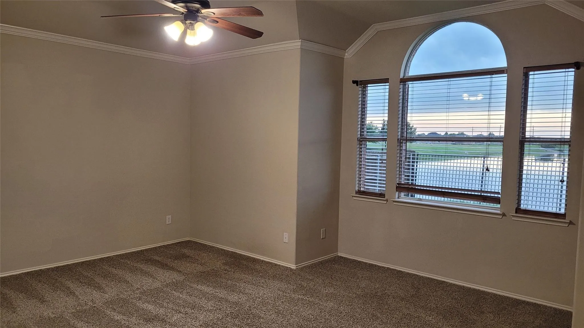 Single Family Residence For Rent in Denton County , 12739 Cardinal Creek Drive, Frisco, Texas 75033, 4 Bedroom, 3 Bathroom, 2 Garage spaces, 3,666 Sqft, built in 2005, mls#21409942, Real Estate Agent in Frisco, Homes For Rent in Denton county, Homes For Rent in Frisco, Realtor in Frisco Texas, Real Estate Brokerage Independent Realty Texas, Luminita Cordes Realtor