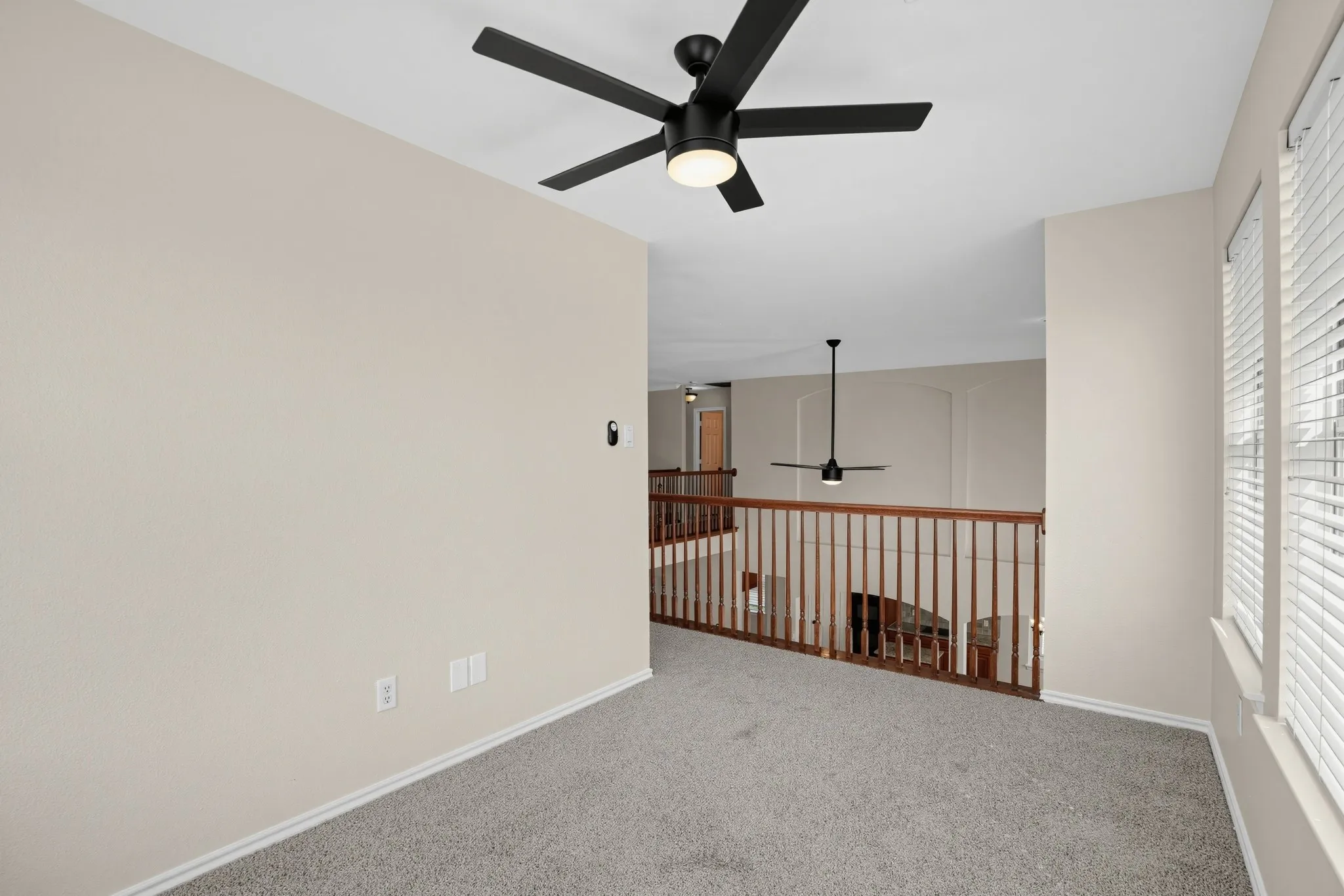 Single Family Residence For Sale in Dallas County , 6408 Canyon Lake Drive, Dallas, Texas 75249, 4 Bedroom, 4 Bathroom, 2 Garage spaces, 3,339 Sqft, built in 2001, mls#21409948, Real Estate Agent in Dallas, Homes For Sale in Dallas county, Homes For Sale in Dallas, Realtor in Dallas Texas, Real Estate Brokerage Independent Realty Texas, Luminita Cordes Realtor