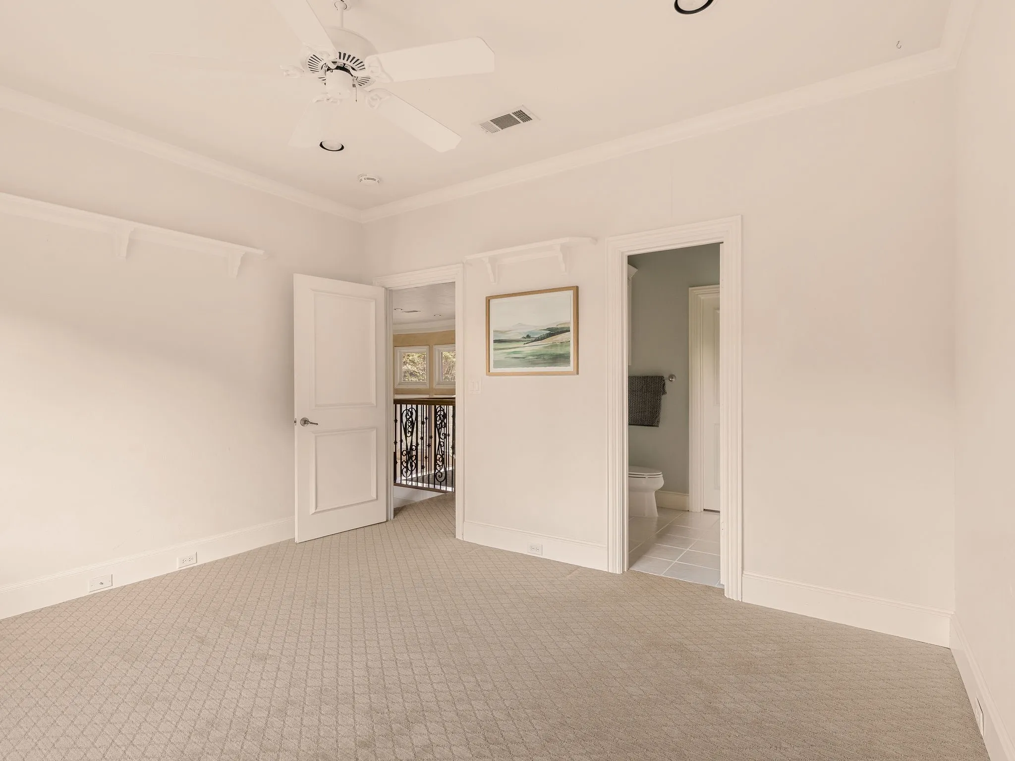 Single Family Residence For Sale in Tarrant County , 2125 Bradford Park, Fort Worth, Texas 76107, 4 Bedroom, 6 Bathroom, 3 Garage spaces, 4,072 Sqft, built in 1998, mls#21408519, Real Estate Agent in Fort Worth, Homes For Sale in Tarrant county, Homes For Sale in Fort Worth, Realtor in Fort Worth Texas, Real Estate Brokerage Independent Realty Texas, Luminita Cordes Realtor