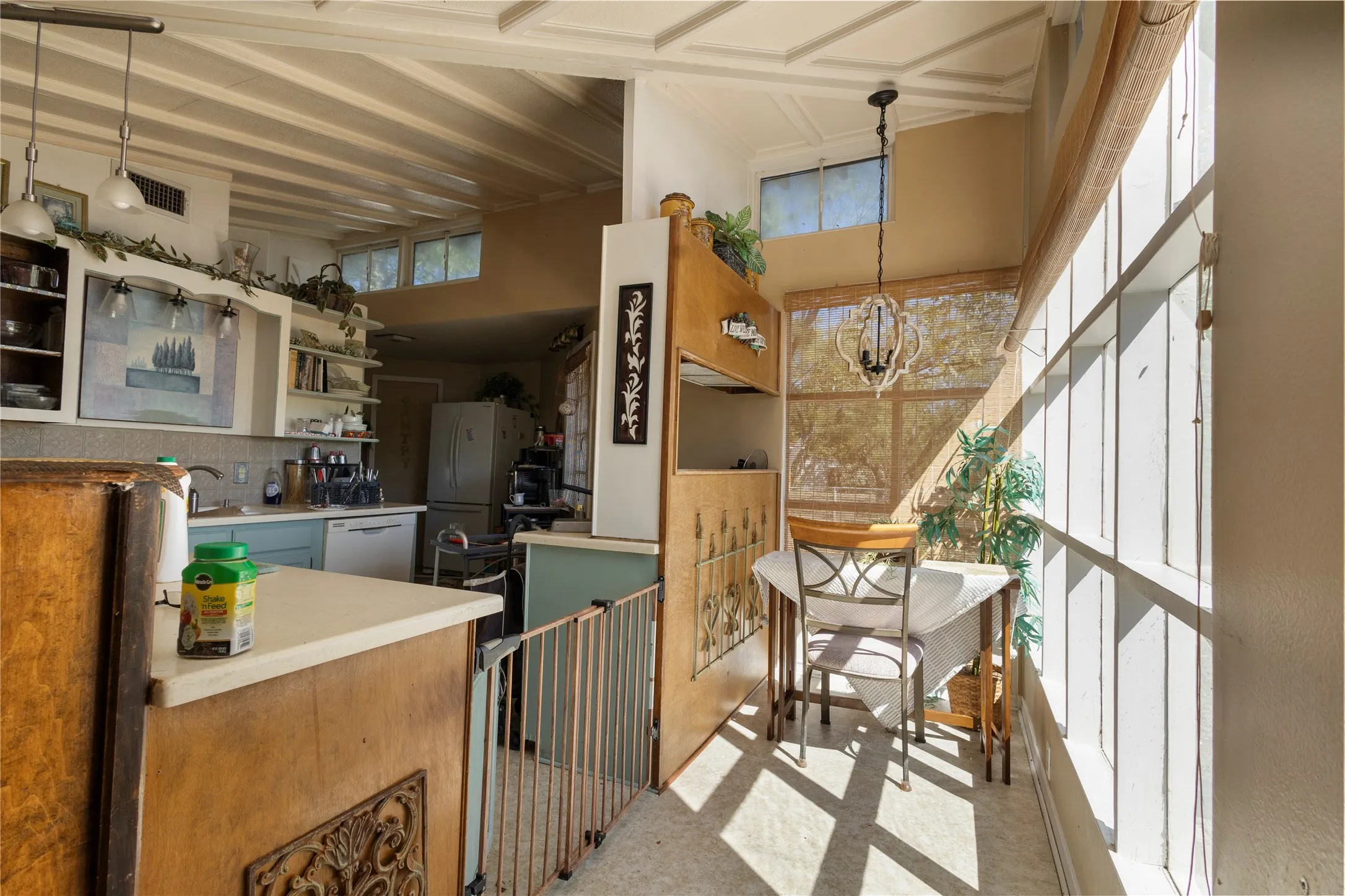 Single Family Residence For Sale in Coleman County , 500 Rio Grande Street, Coleman, Texas 76834, 3 Bedroom, 3 Bathroom, Garage spaces, 1,598 Sqft, built in 1950, mls#21406176, Real Estate Agent in Coleman, Homes For Sale in Coleman county, Homes For Sale in Coleman, Realtor in Coleman Texas, Real Estate Brokerage Independent Realty Texas, Luminita Cordes Realtor