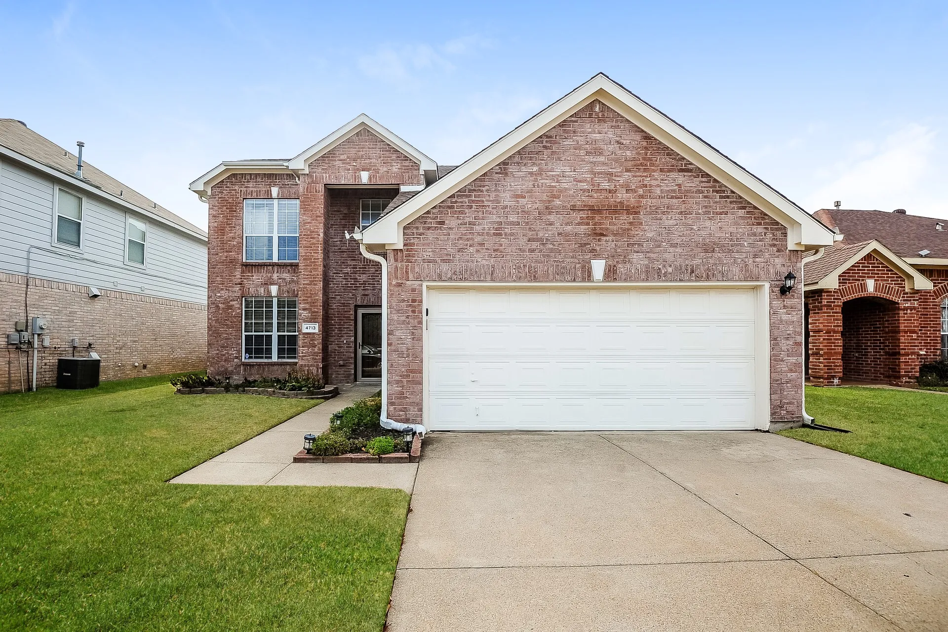 Single Family Residence For Rent