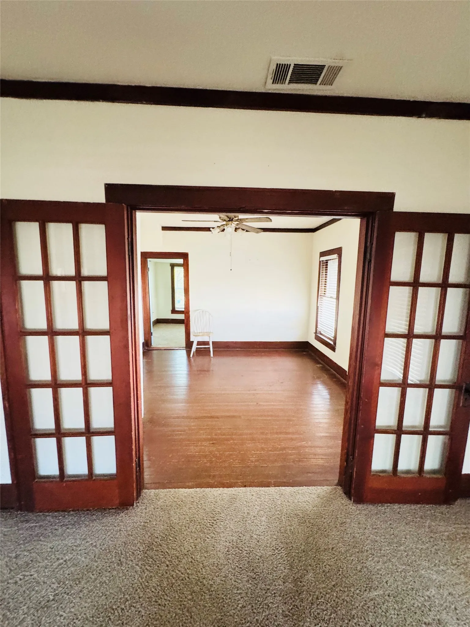 Single Family Residence For Rent in Dallas County , 311 Gibson Street, Mesquite, Texas 75149, 2 Bedroom, 1 Bathroom, Garage spaces, 1,056 Sqft, built in 1950, mls#21407107, Real Estate Agent in Mesquite, Homes For Rent in Dallas county, Homes For Rent in Mesquite, Realtor in Mesquite Texas, Real Estate Brokerage Independent Realty Texas, Luminita Cordes Realtor