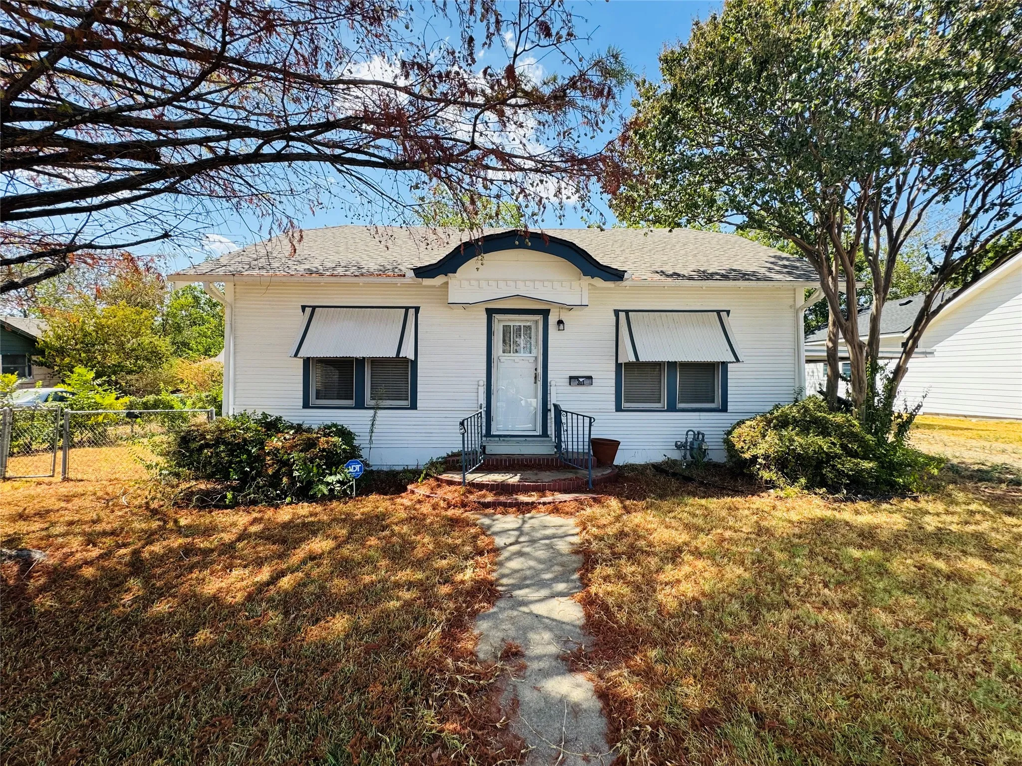 Single Family Residence For Rent