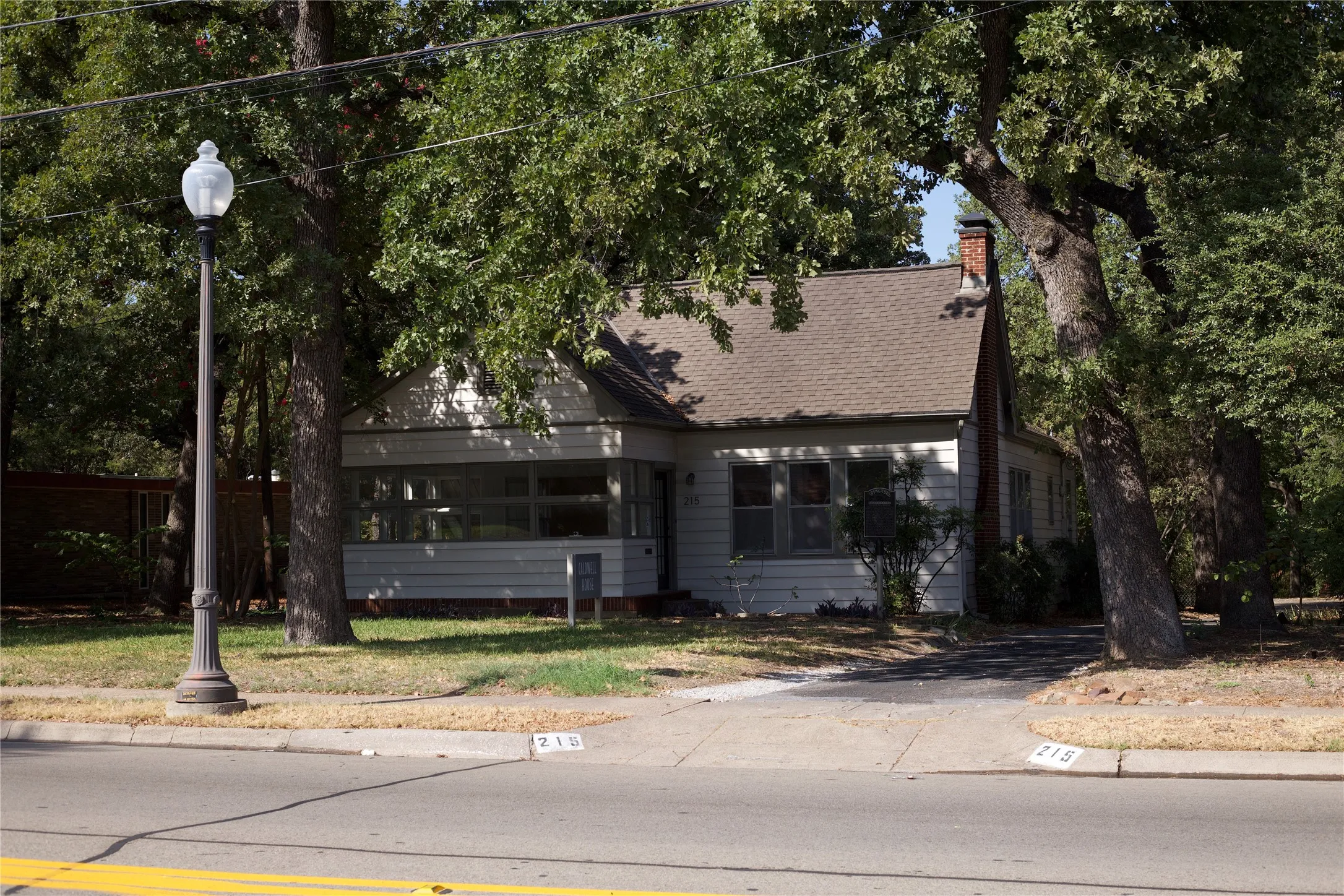 Office For Rent in Dallas County , 215 S O'Connor Road, Irving, Texas 75060, 0, 0, Garage spaces, 0 Sqft, built in 1925, mls#21401552, Real Estate Agent in Irving, Homes For Rent in Dallas county, Homes For Rent in Irving, Realtor in Irving Texas, Real Estate Brokerage Independent Realty Texas, Luminita Cordes Realtor