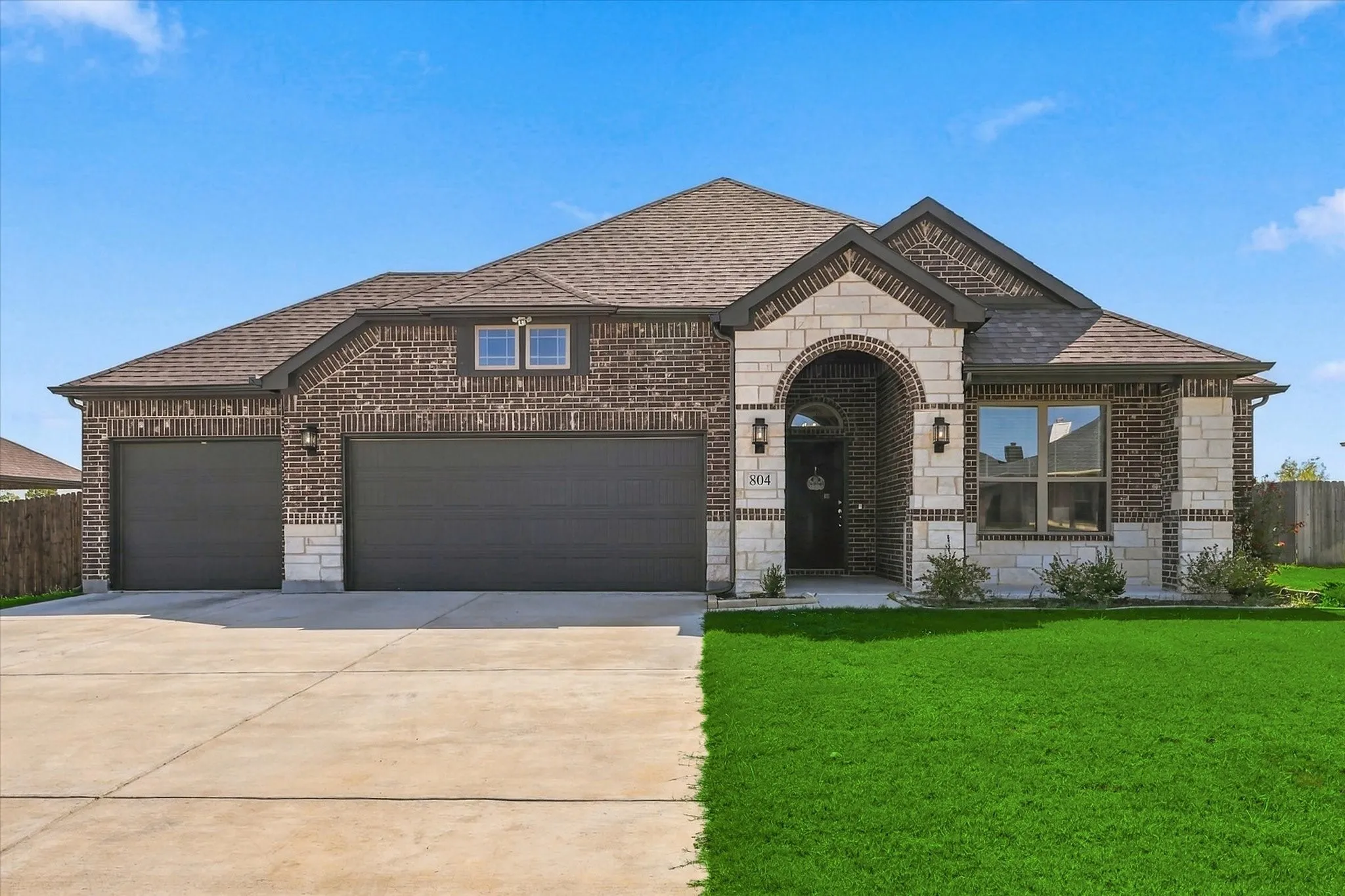 Single Family Residence For Sale in Grayson County , 804 Mary Lee Lane, Collinsville, Texas 76233, 3 Bedroom, 2 Bathroom, 2 Garage spaces, 1,968 Sqft, built in 2024, mls#21409650, Real Estate Agent in Collinsville, Homes For Sale in Grayson county, Homes For Sale in Collinsville, Realtor in Collinsville Texas, Real Estate Brokerage Independent Realty Texas, Luminita Cordes Realtor